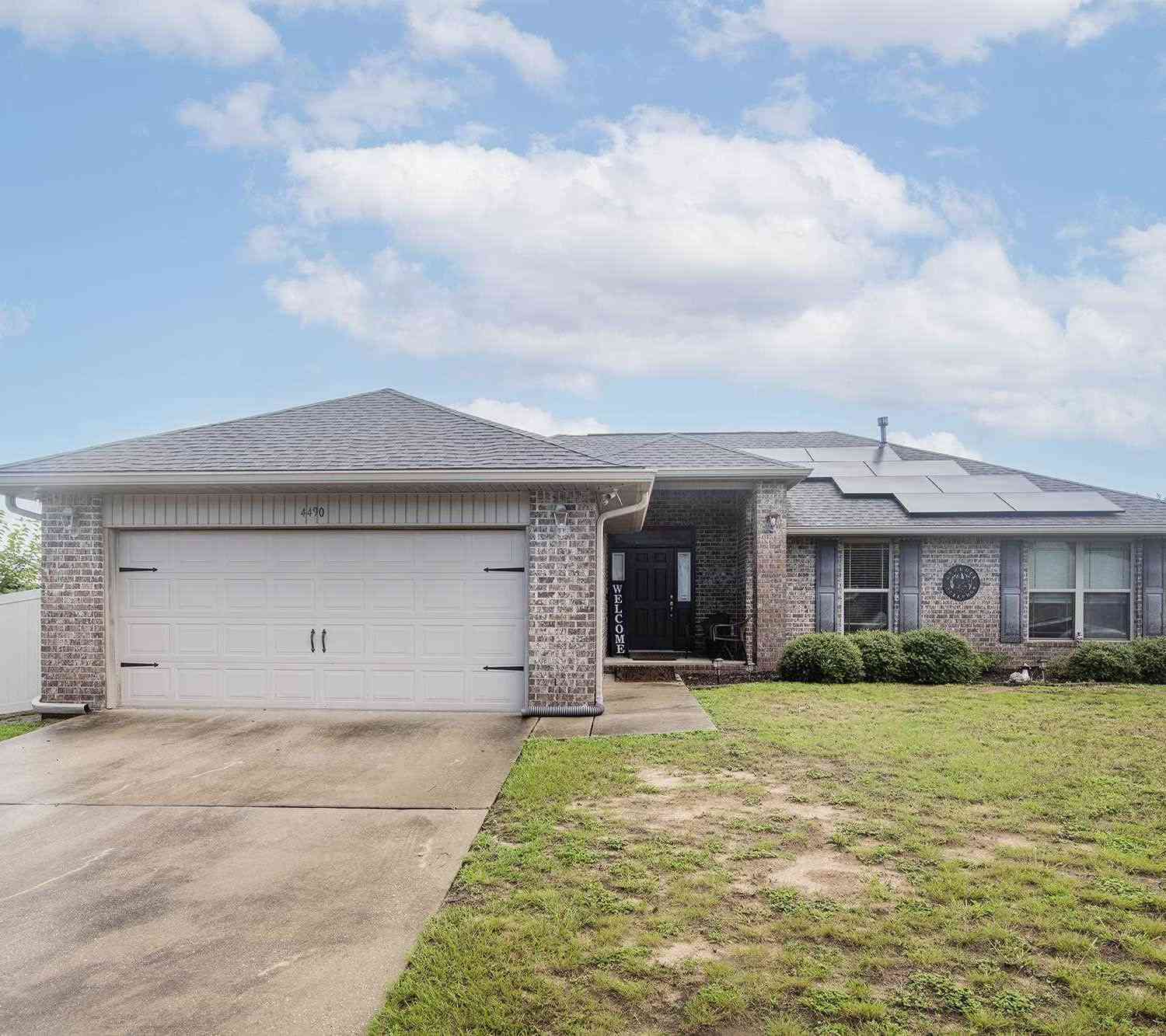 Homes For Sale - 4490 Fort Sumter Rd<br/> Milton, FL 32583