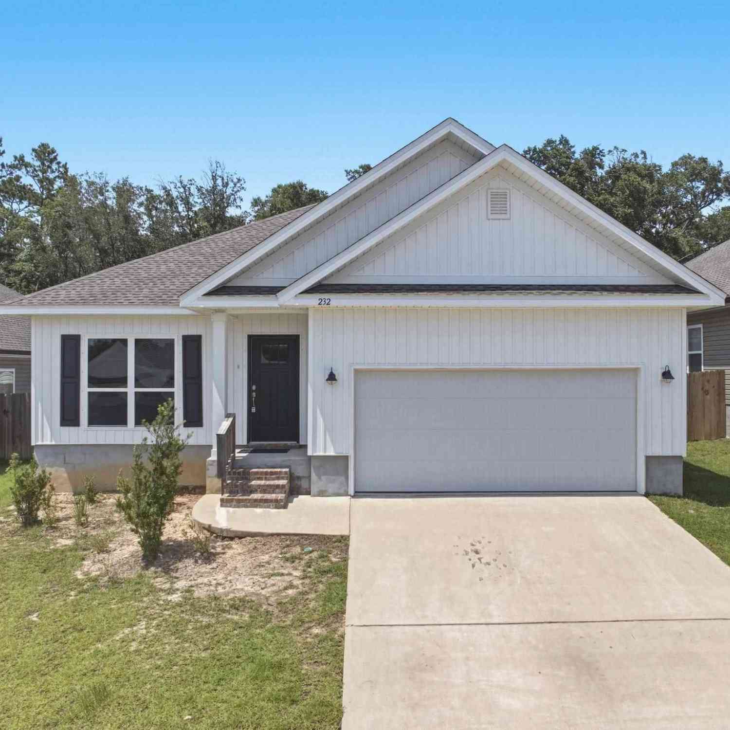 Homes For Rent - 232 Camellia Dr<br/> Cantonment, FL 32533