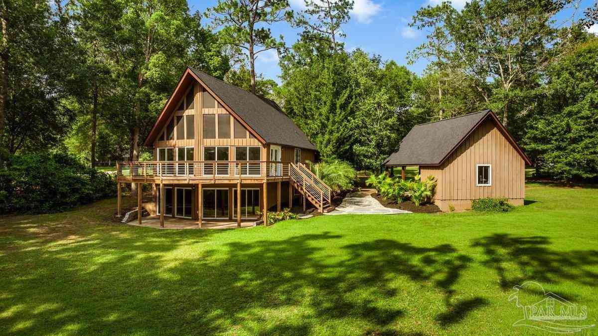 Homes For Sale - 513 Timber Ridge Dr<br/> Cantonment, FL 32534