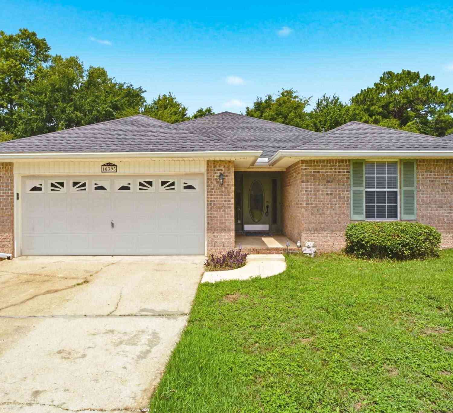 Homes For Sale - 10393 Vintage Dr<br/> Pensacola, FL 32514