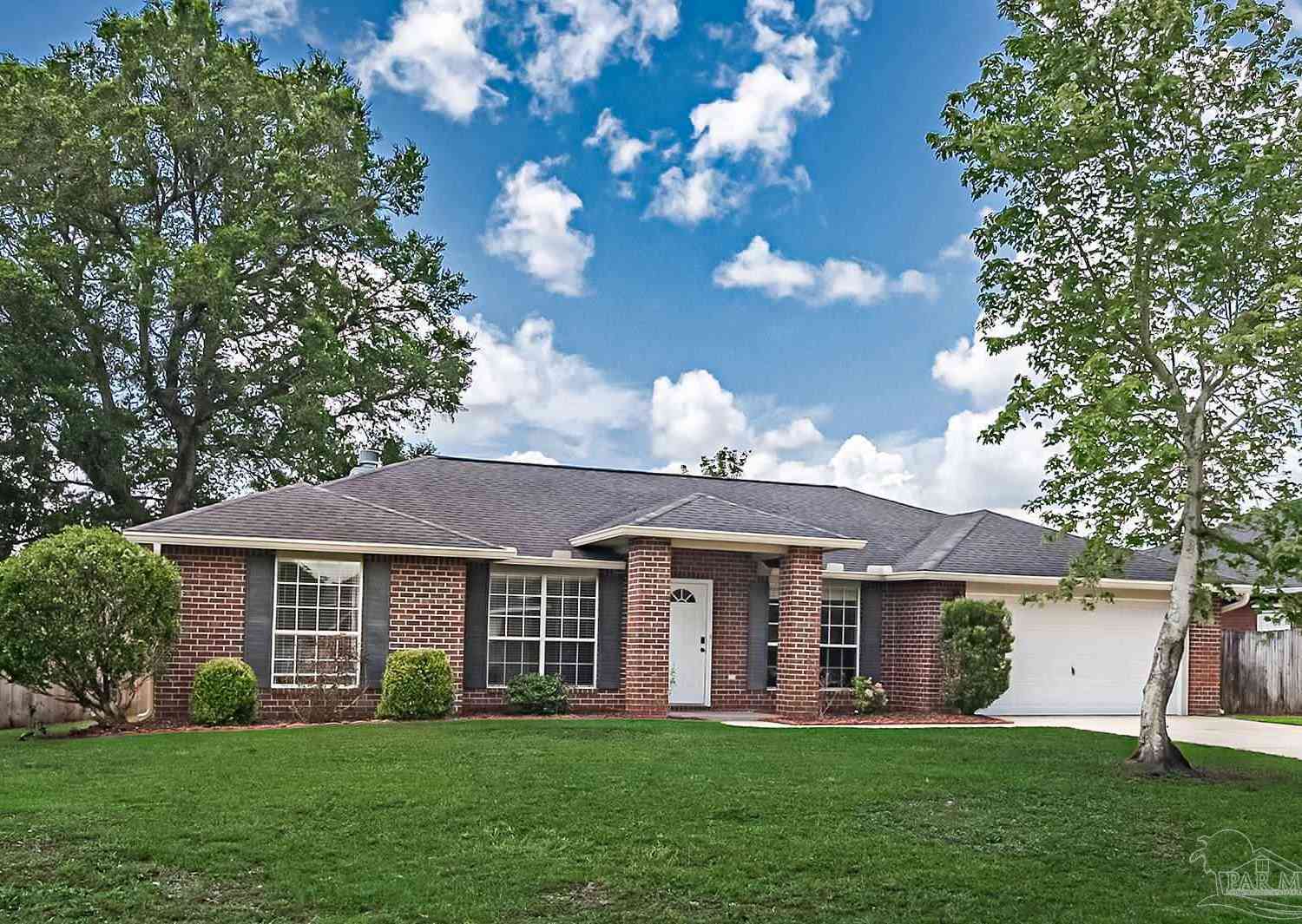 Homes For Sale - 6105 Jameson Cr<br/> Santa Rosa County, Pace, FL 32571