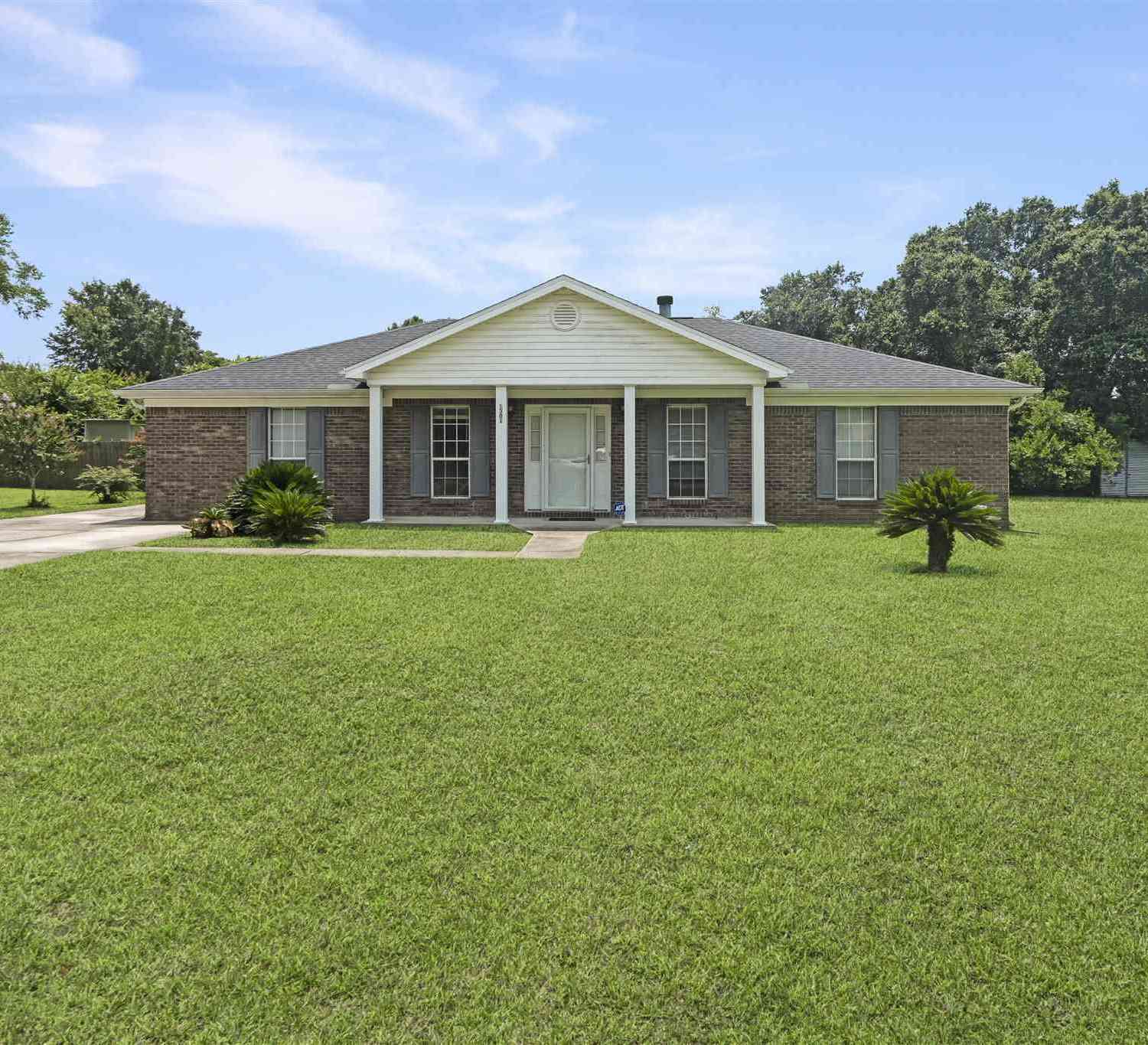 Homes For Rent - 1301 Elliott St<br/> Pensacola, FL 32534
