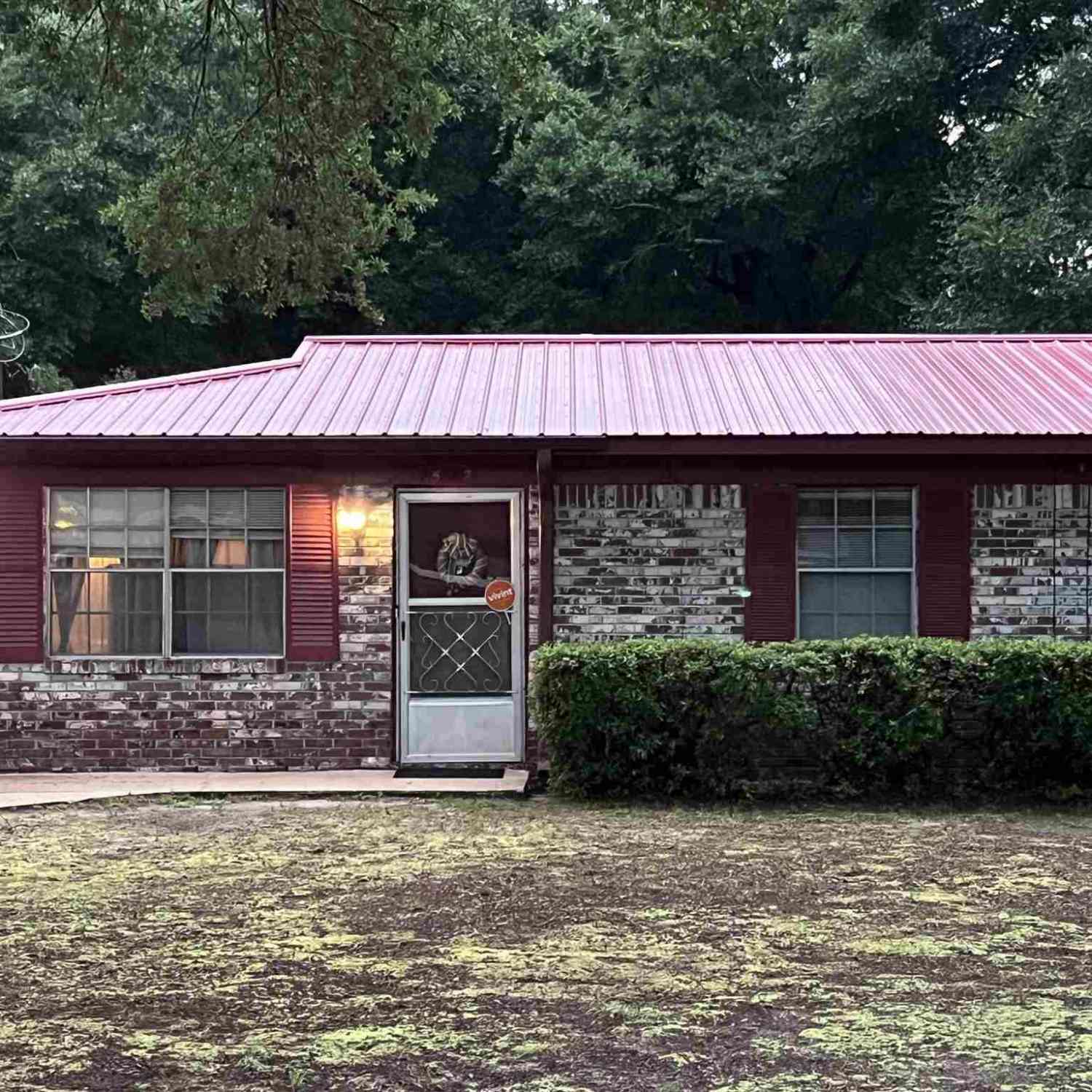 Homes For Sale - 7532 Holmes St<br/> Santa Rosa County, Milton, FL 32583