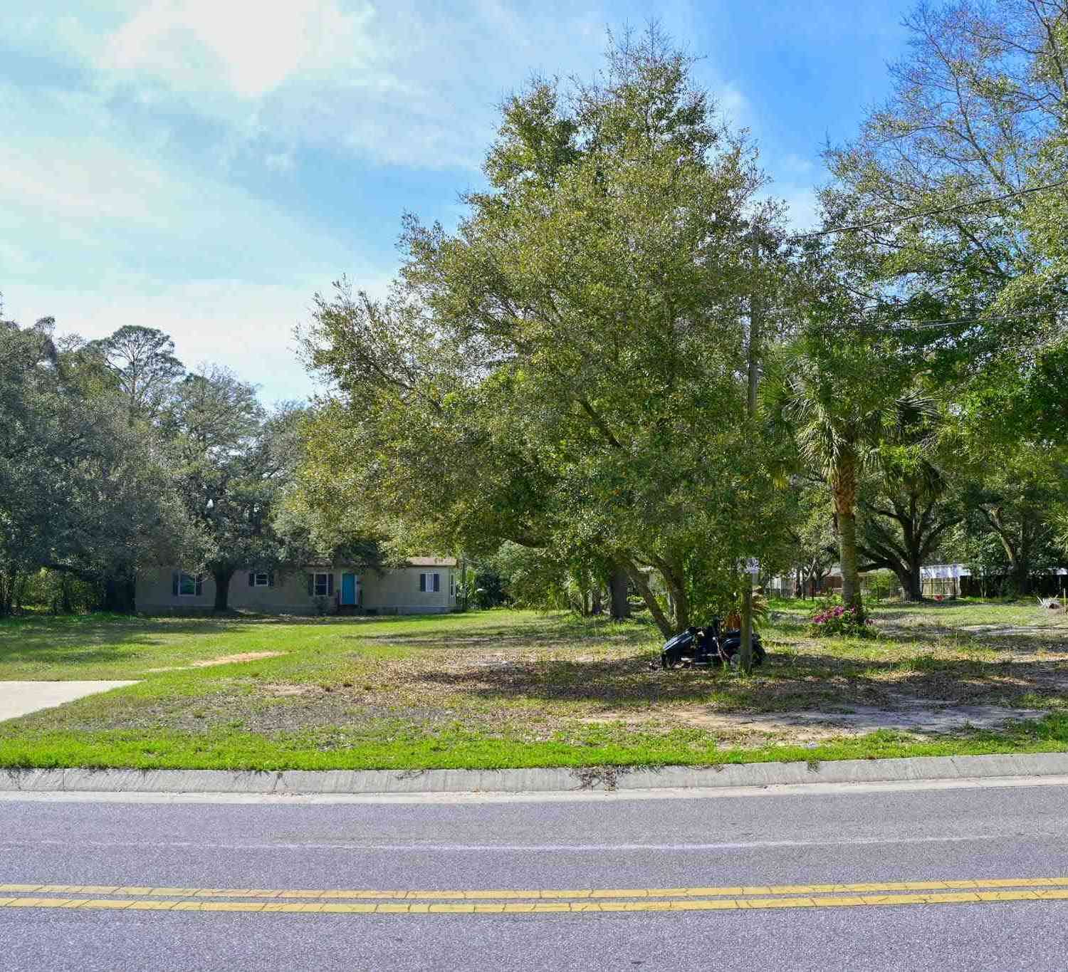 Vacant Land For Sale - 715 Decatur Ave #5 AND 21<br/> Pensacola, FL 32507