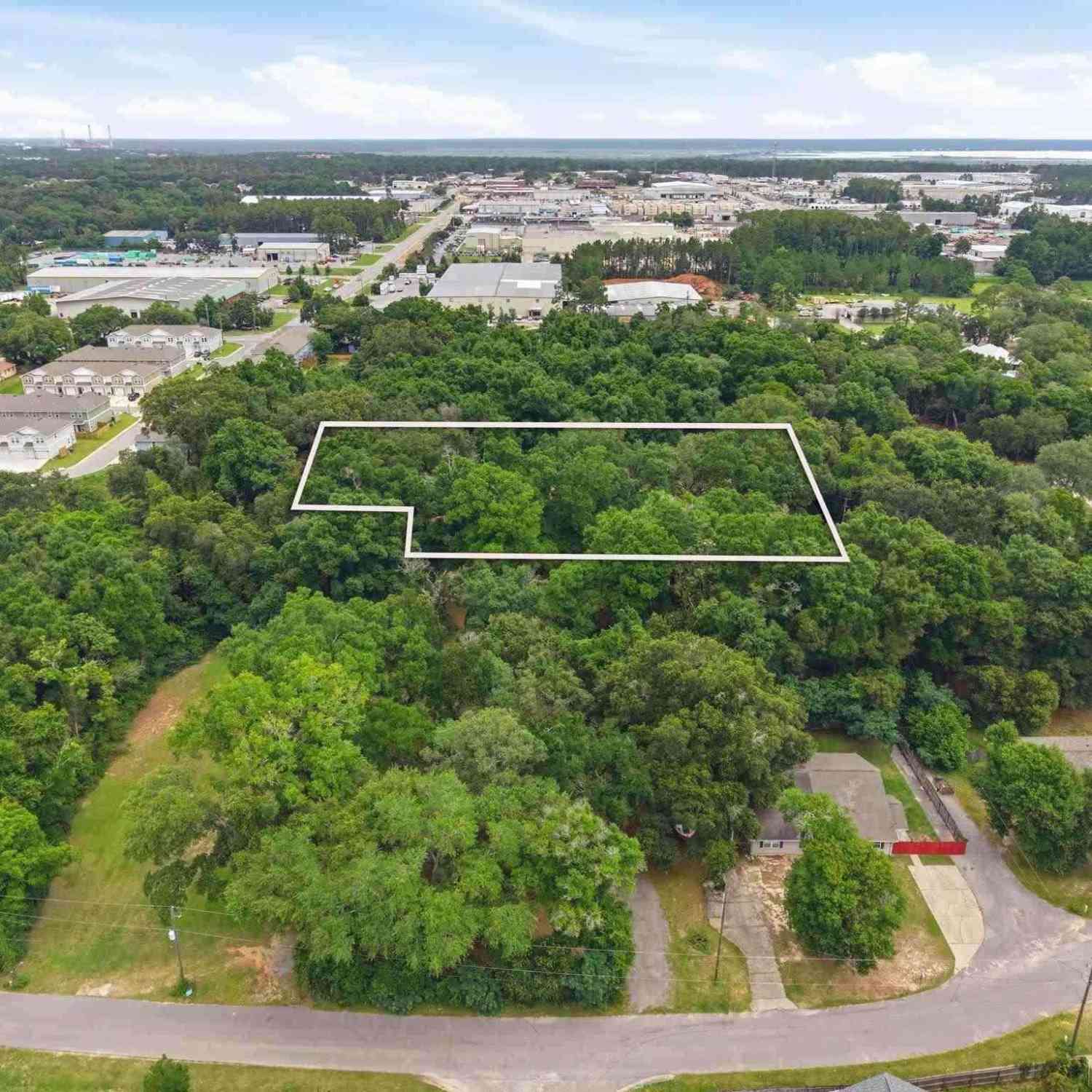 Vacant Land For Sale - 8331 Everett Ave<br/> Pensacola, FL 32514