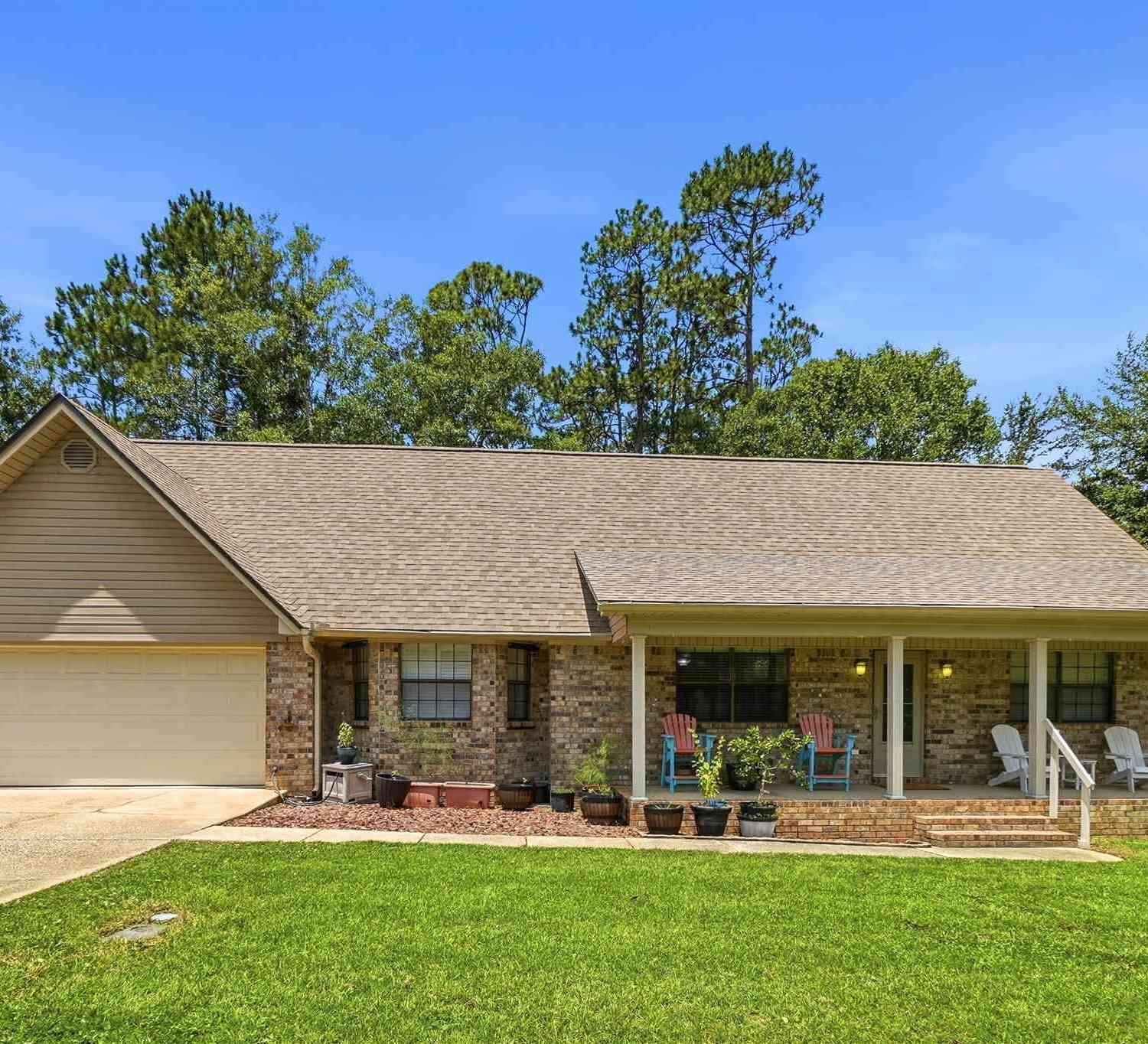 Homes For Sale - 5820 Pamona St<br/> Santa Rosa County, Milton, FL 32583