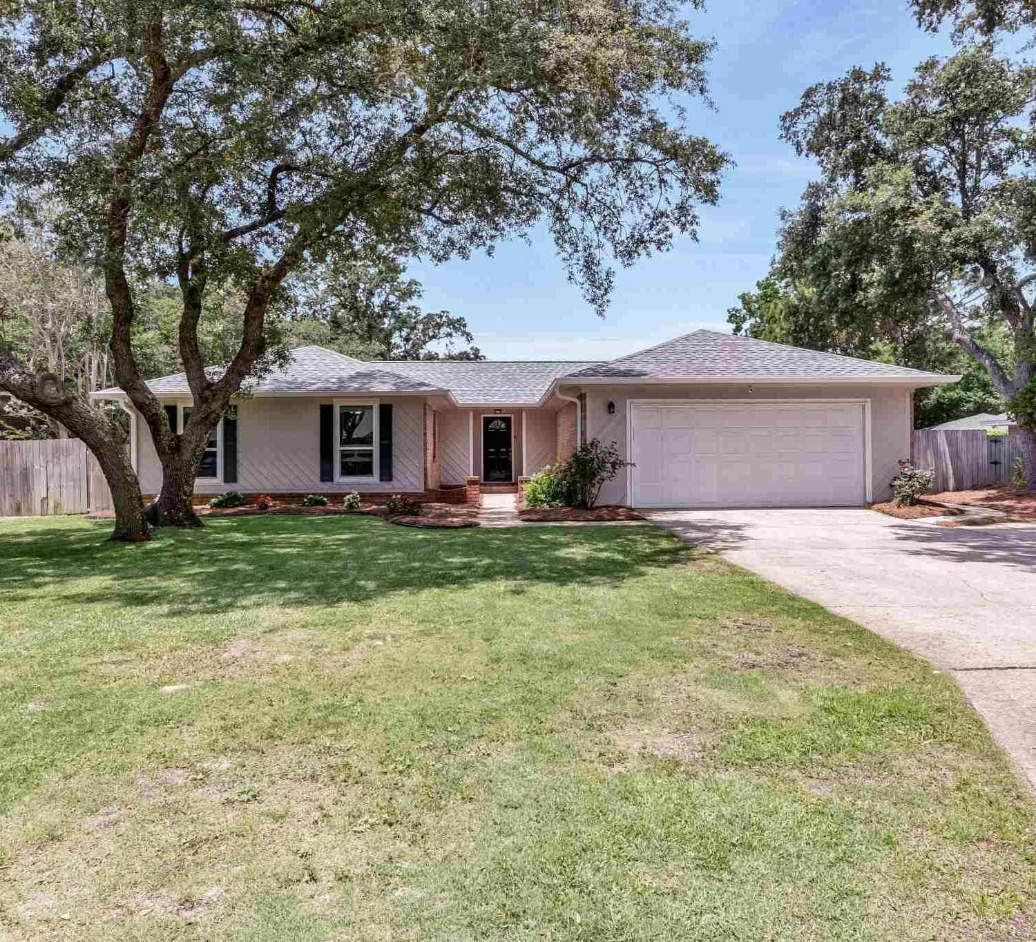 Homes For Sale - 1456 El Sereno Pl<br/> Gulf Breeze, FL 32563