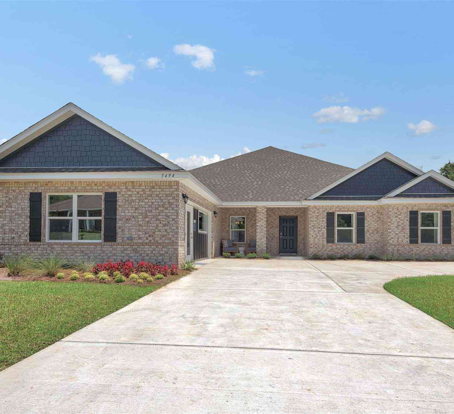 Homes For Sale - 5494 Colinas Verde Dr<br/> Santa Rosa County, Milton, FL 32570
