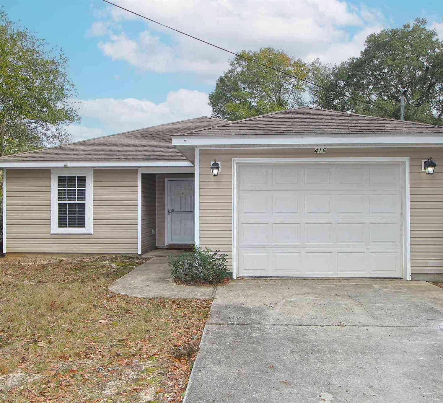 Homes For Rent - 416 Bremen Ave<br/> Pensacola, FL 32507