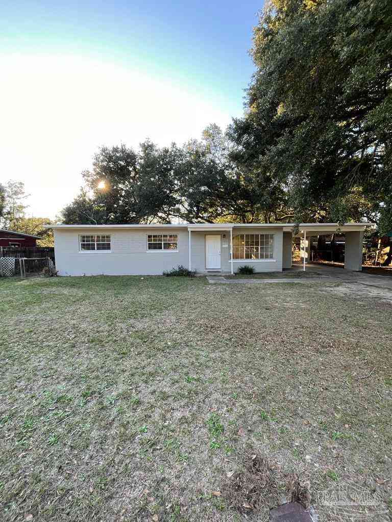 Homes For Rent - 4509 Ellysee Way<br/> Pensacola, FL 32505