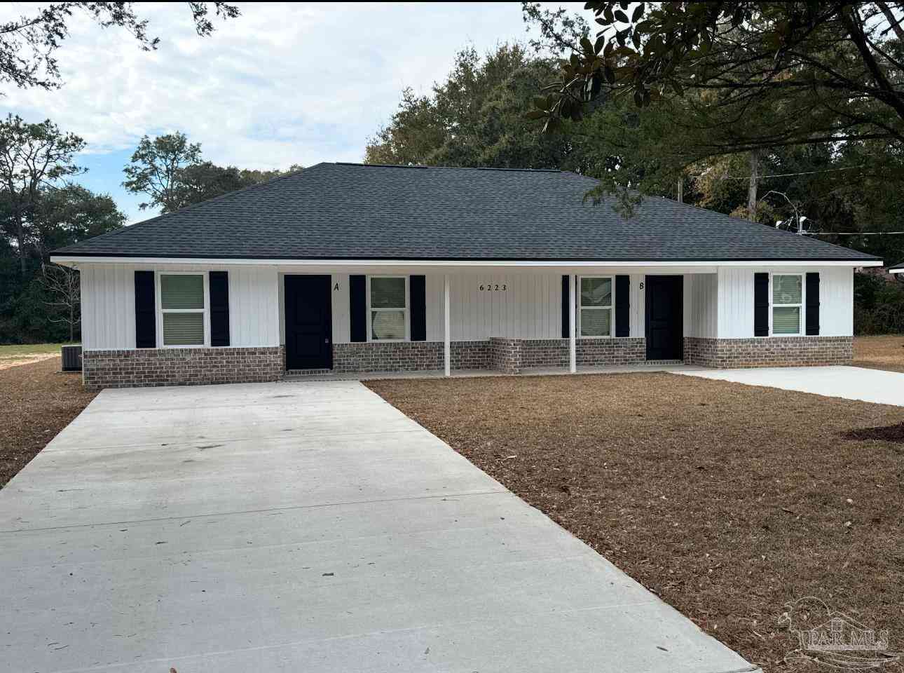 Multifamily For Sale - 4103 E Johnson Ave<br/> Pensacola, FL 32514