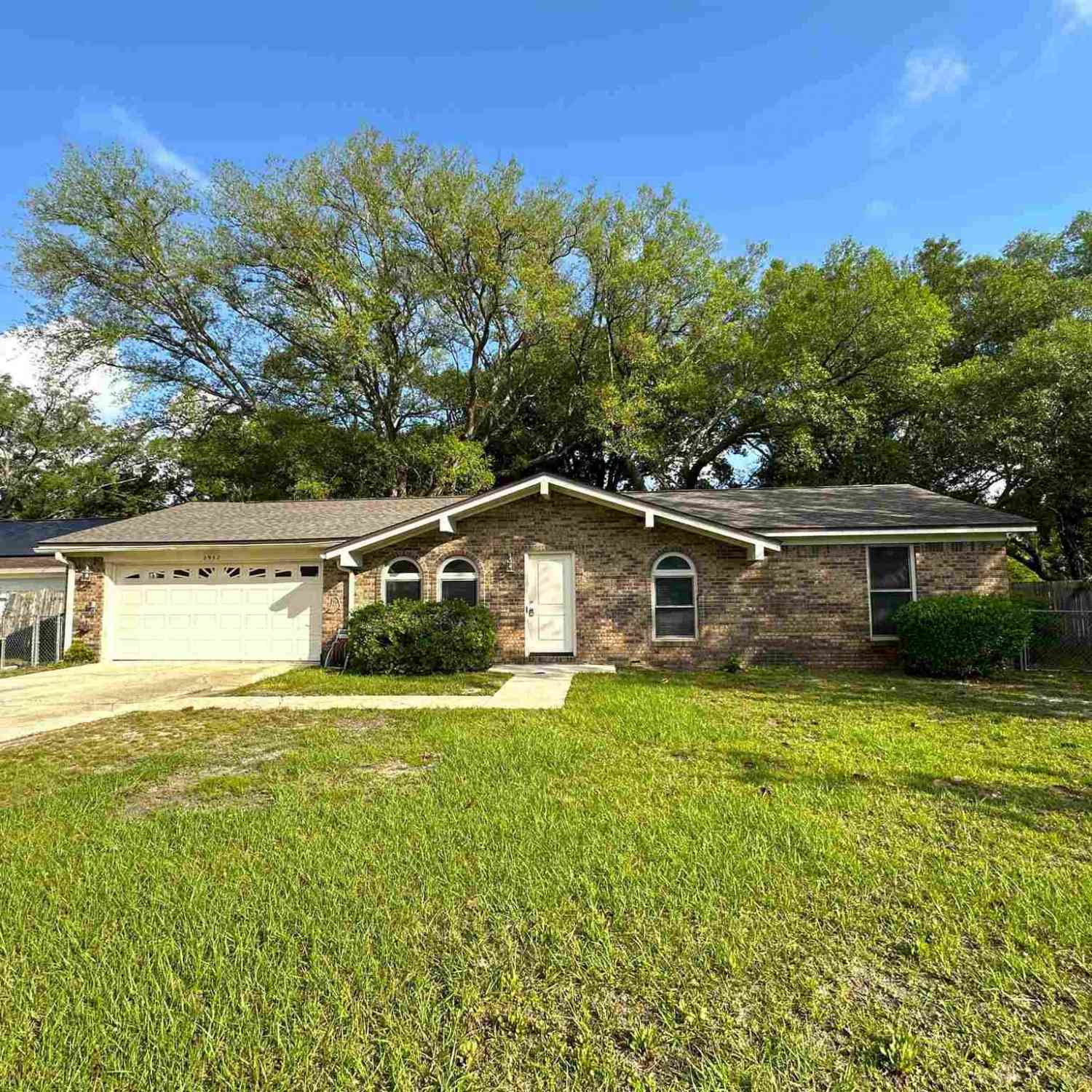 Homes For Rent - 2952 Breckenridge Dr<br/> Pensacola, FL 32526