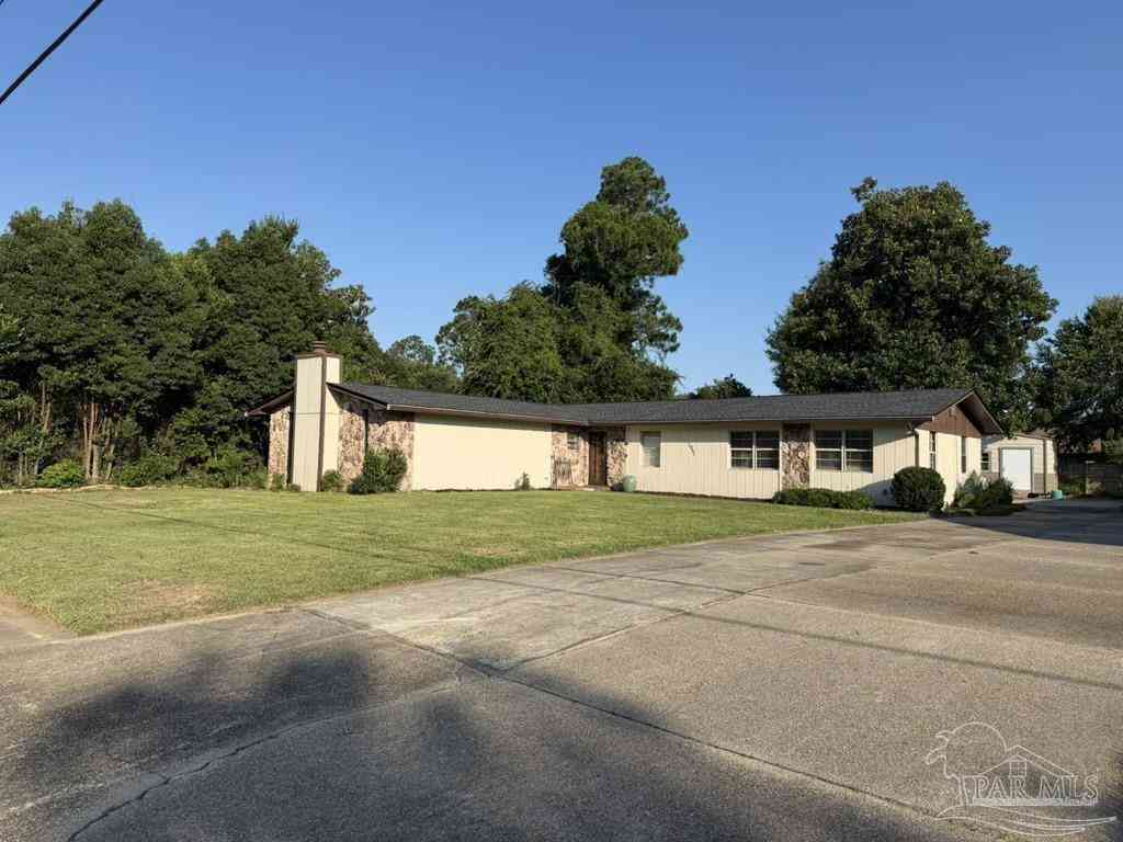 Homes For Sale - 1095 Langley Ave<br/> Pensacola, FL 32504