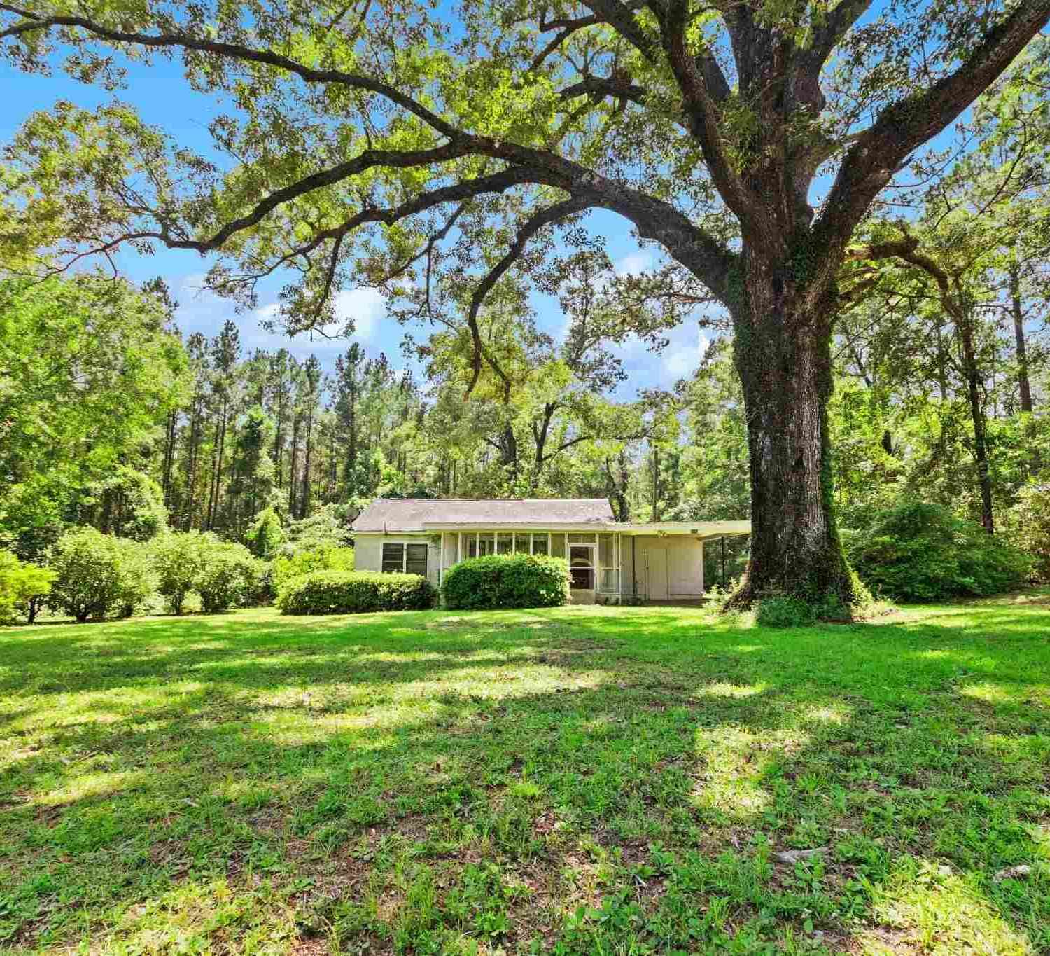 Homes For Sale - 5845 Hwy 4<br/> Jay, FL 32565