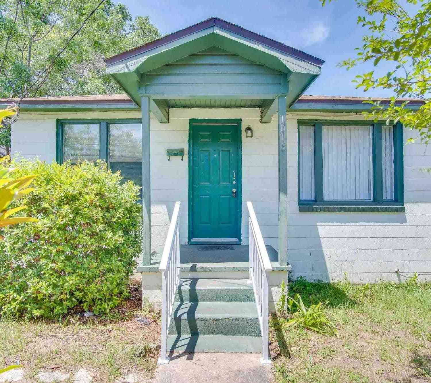 Homes For Rent - 1016 W Maxwell St<br/> Pensacola, FL 32501