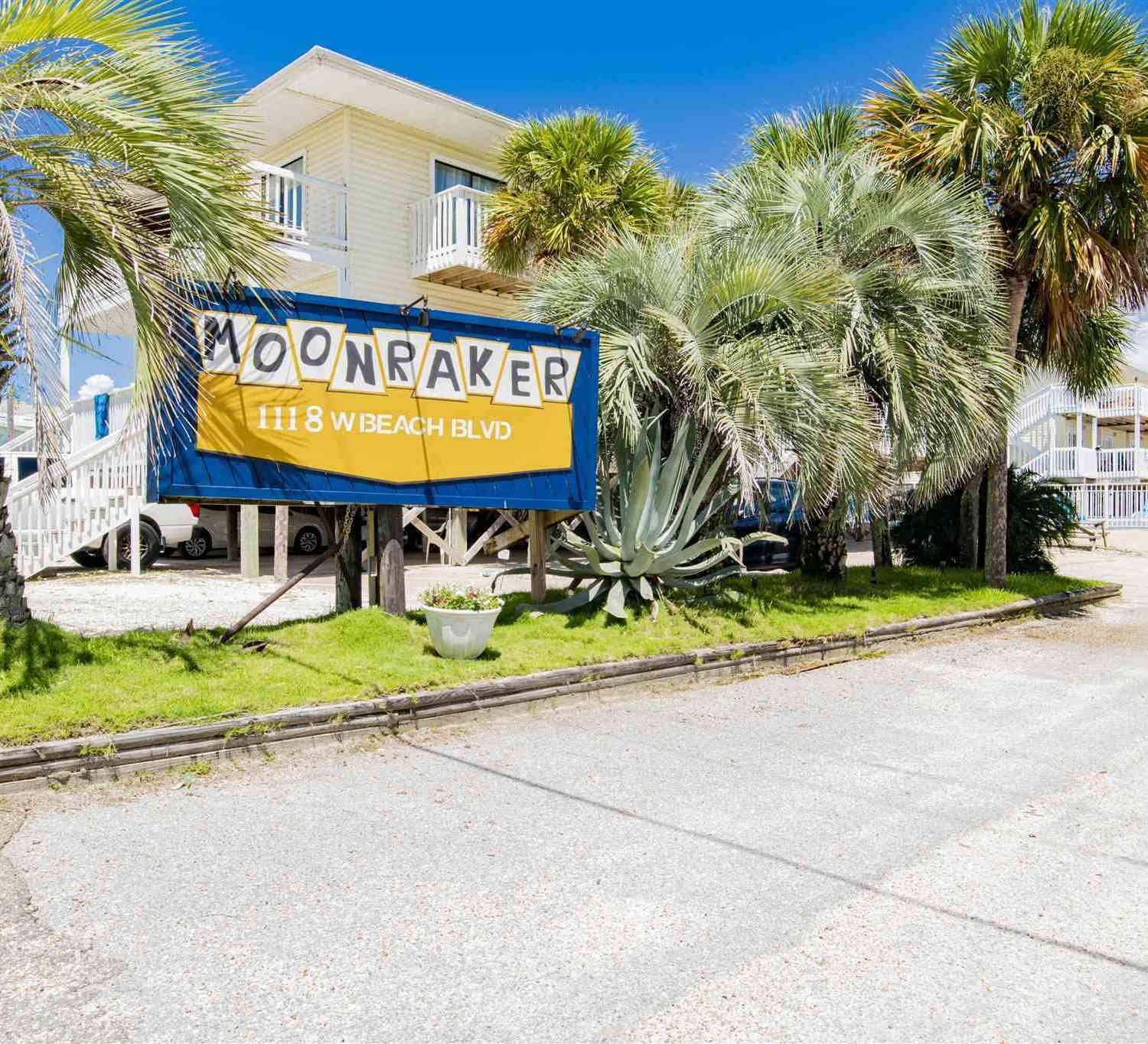 Homes For Sale - 1118 W Beach Blvd<br/> Gulf Shores, AL 36542