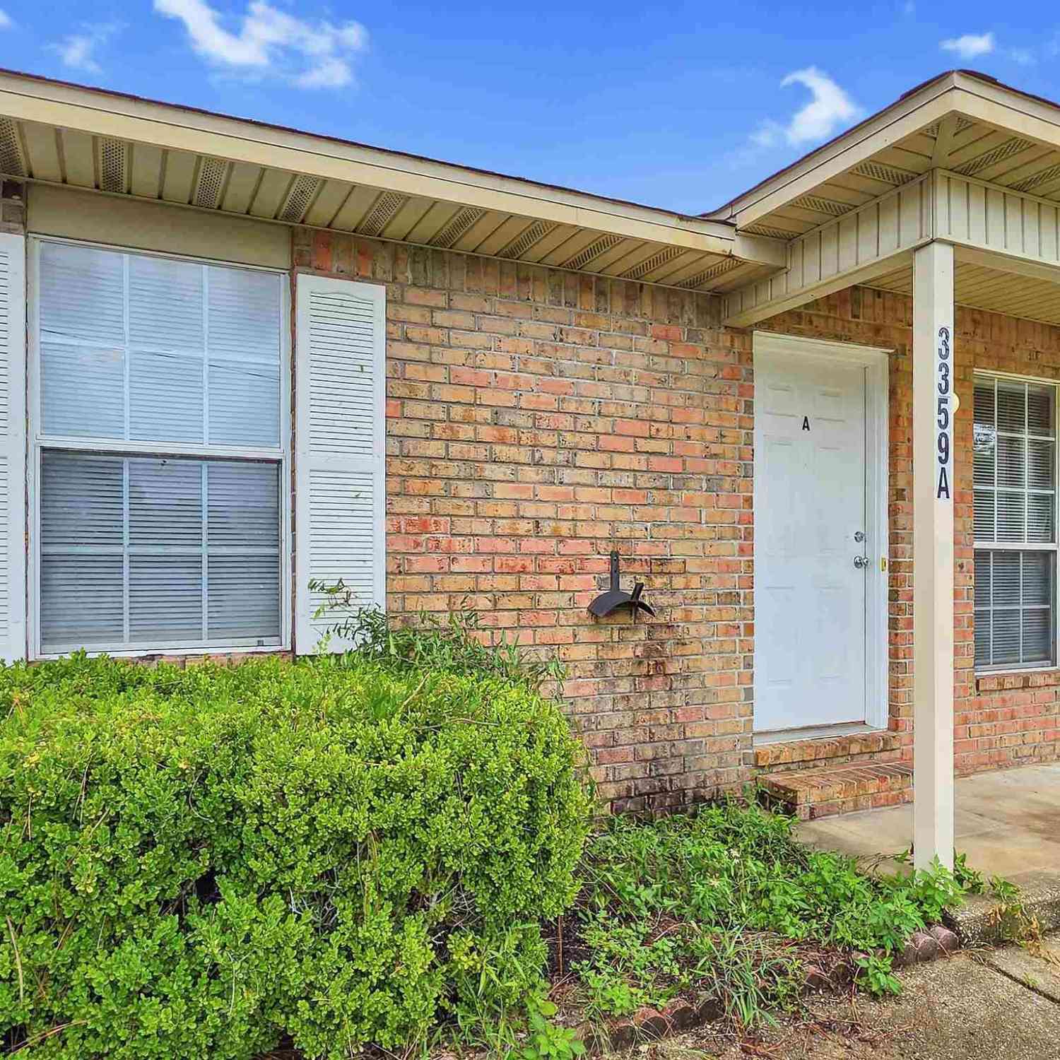 Homes For Rent - 3359 Greenbriar Cir<br/> Santa Rosa County, Gulf Breeze, FL 32563