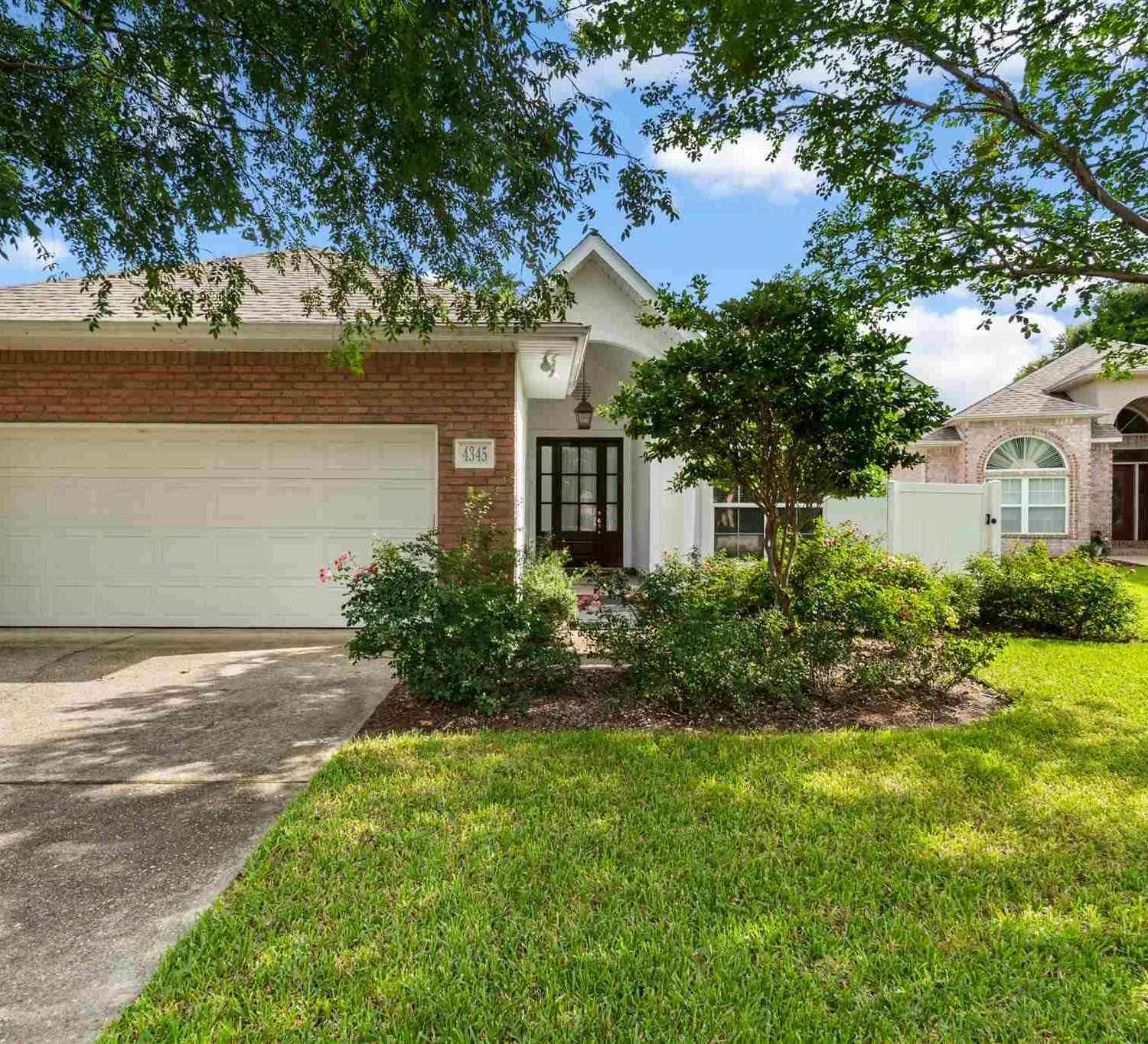 Homes For Sale - 4345 Gusty Ter<br/> Pensacola, FL 32503
