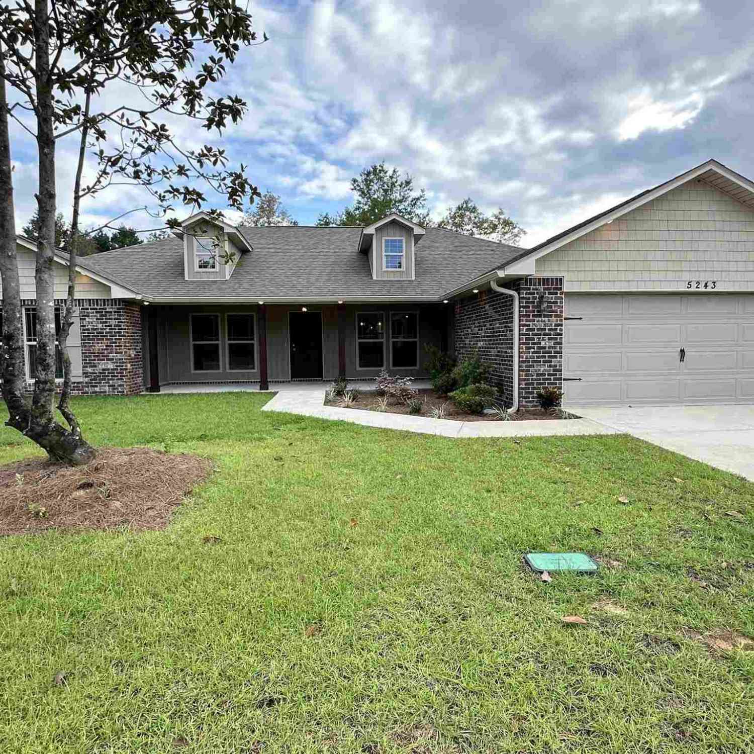 Homes For Sale - 5177 Barnett Rd<br/> Pace, FL 32571