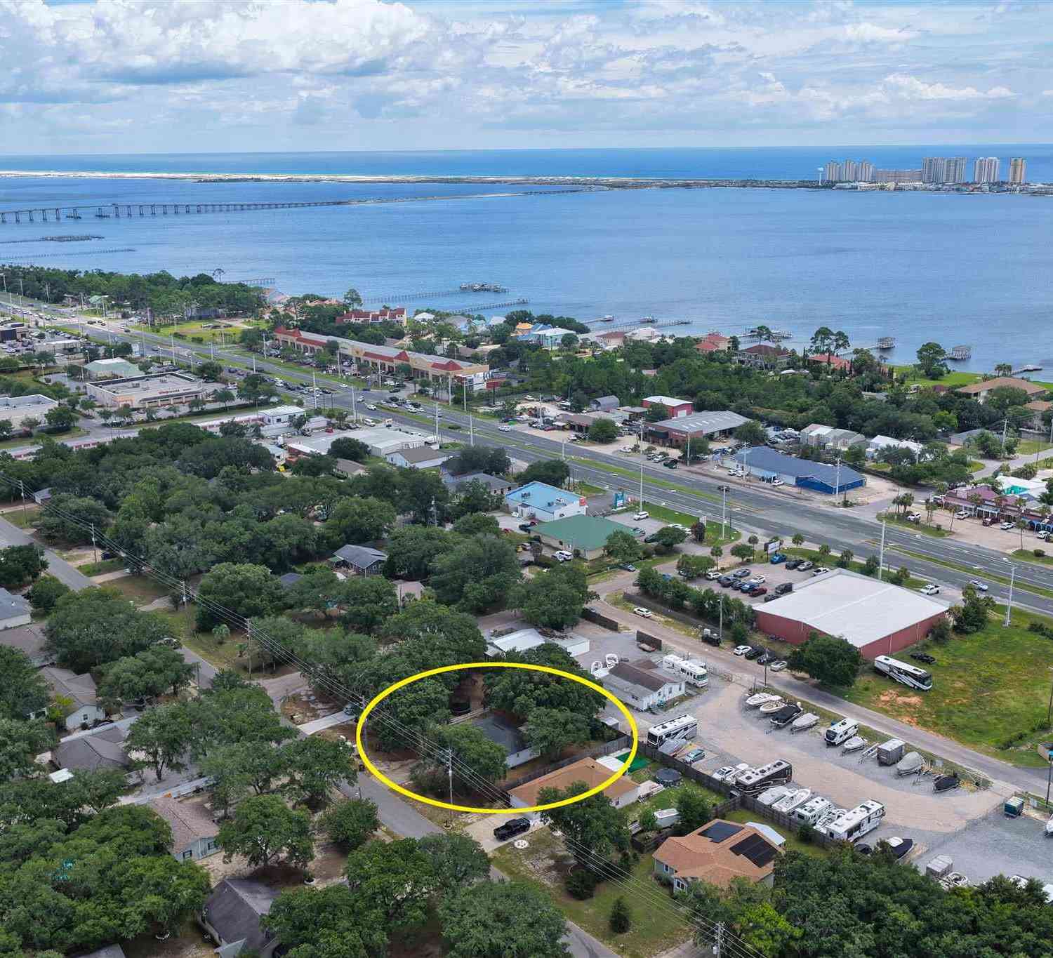 Homes For Sale - 8137 Fourth St<br/> Navarre, FL 32566