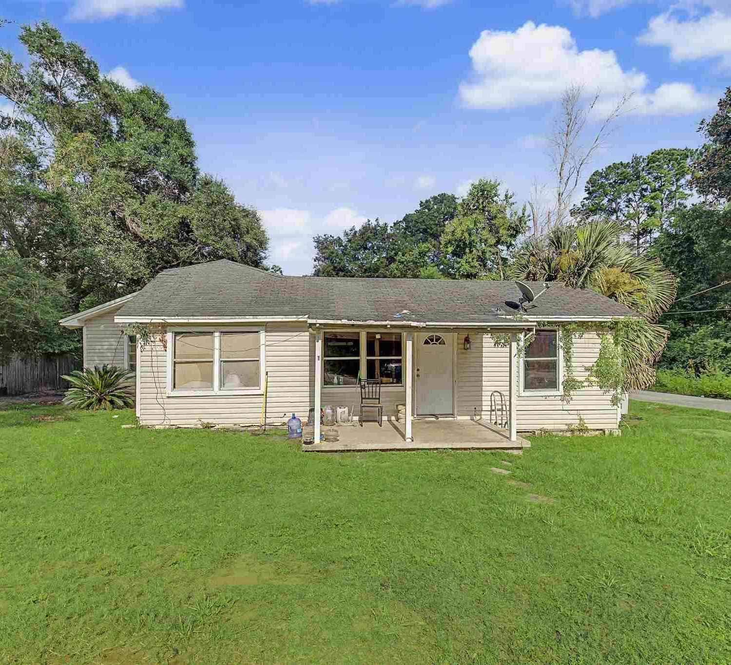 Homes For Sale - 197 Hudson St<br/> Crestview, FL 32536