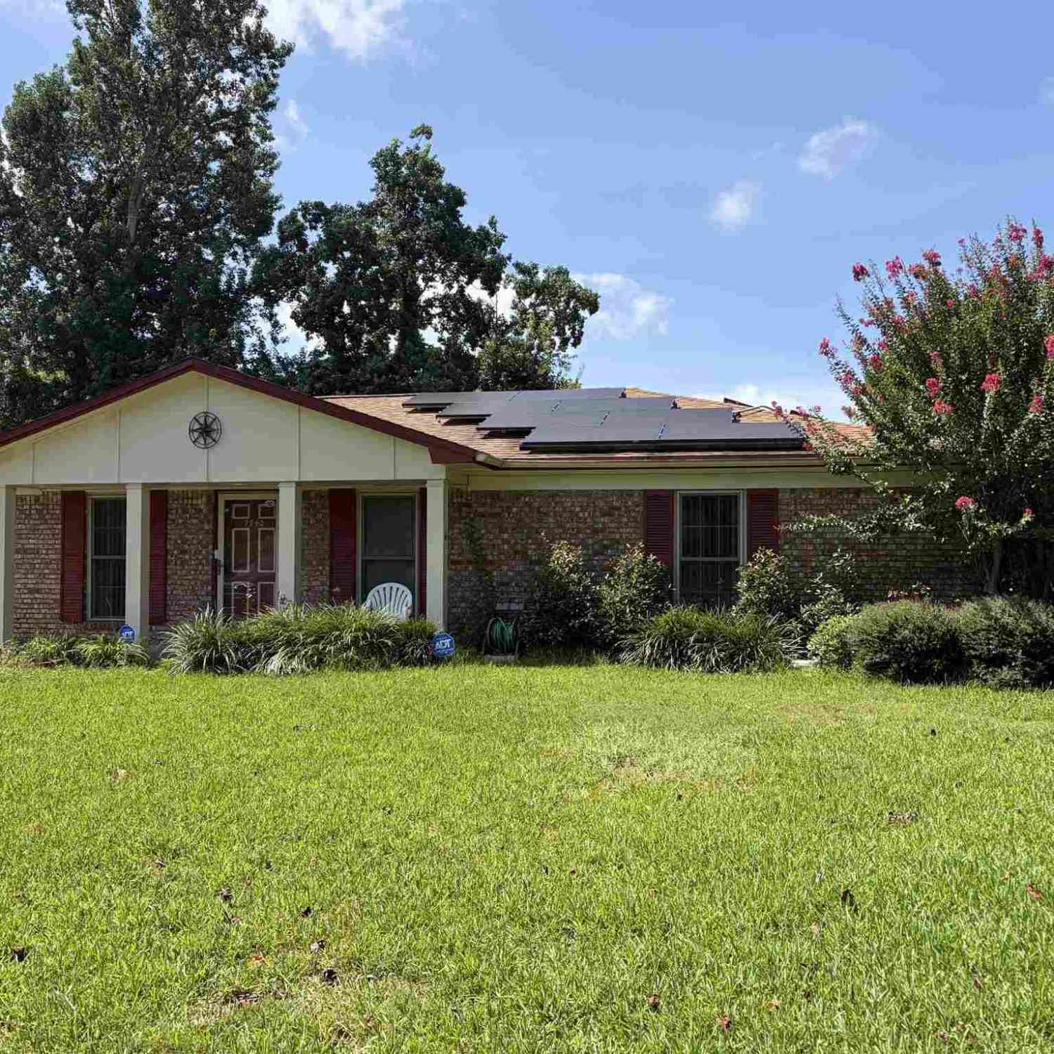 Homes For Sale - 7942 Dartmoor Cir<br/> Pensacola, FL 32514