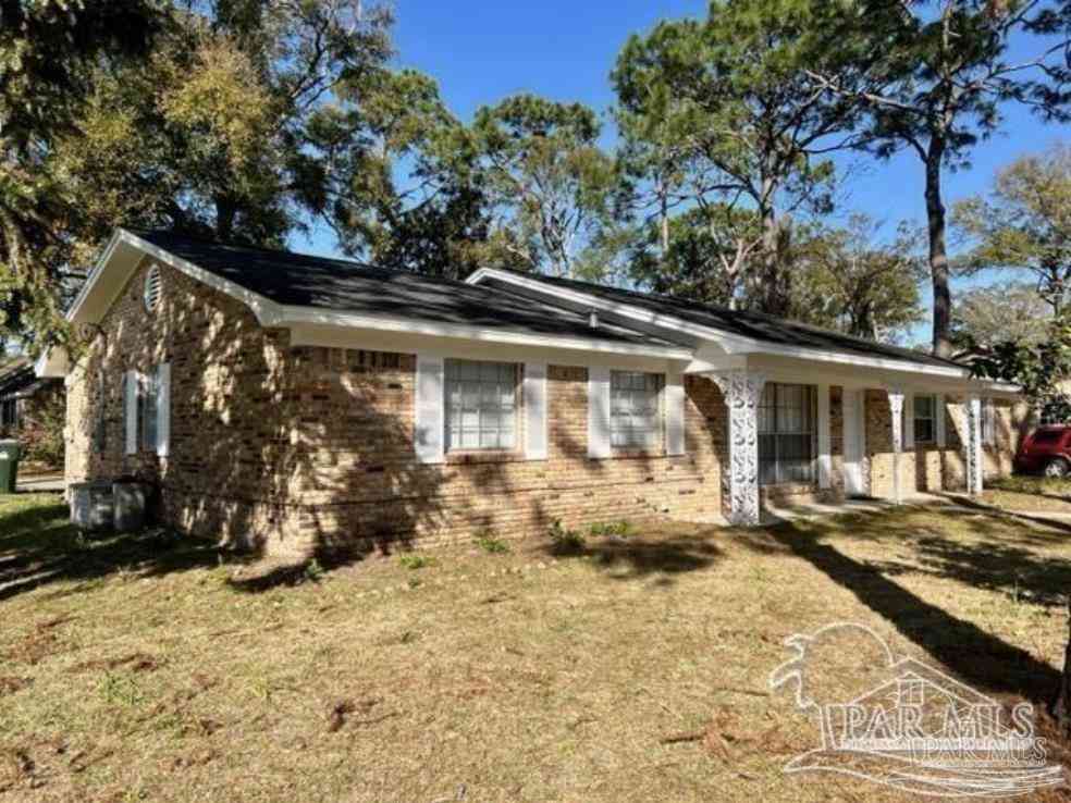 Homes For Rent - 8100 Six Pence Dr<br/> Pensacola, FL 32514