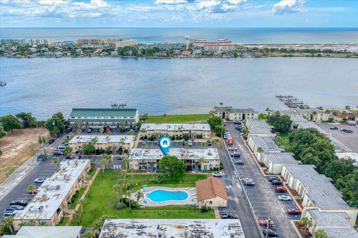 Homes For Sale - 300 SW Miracle Strip Pkwy #3B<br/> Ft Walton Beach, FL 32548