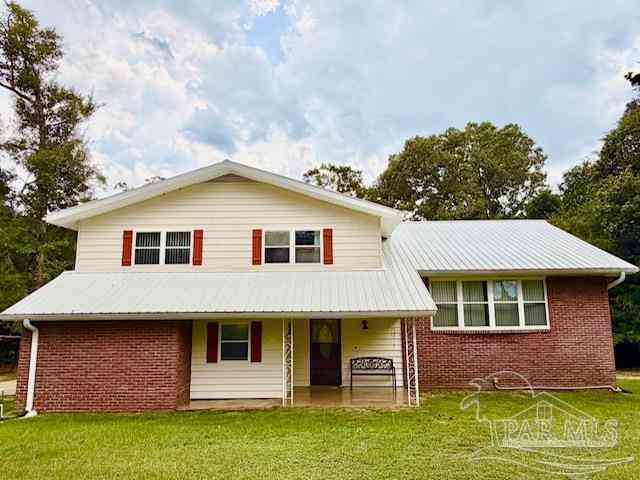 Homes For Sale - 5875 Hall Rd<br/> Jay, FL 32565