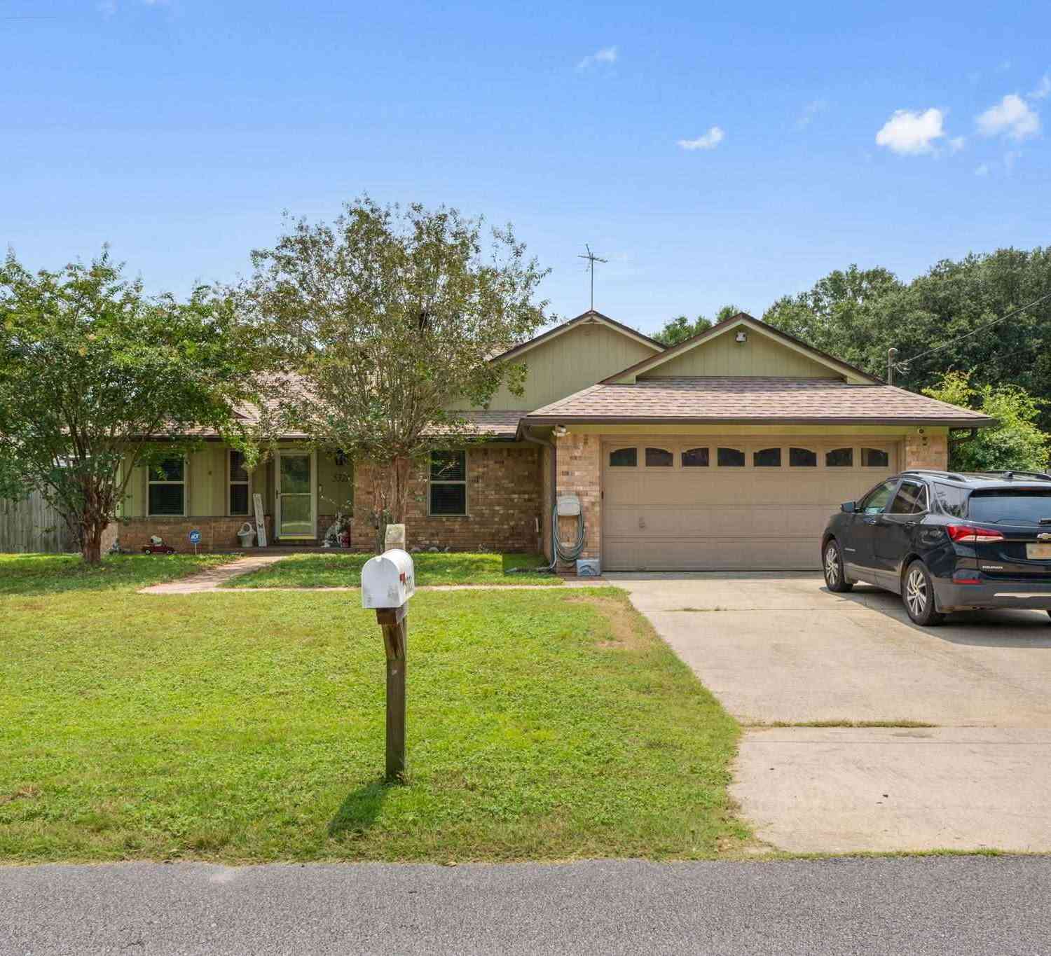 Homes For Sale - 5321 Medicine Bow St<br/> Santa Rosa County, Milton, FL 32570