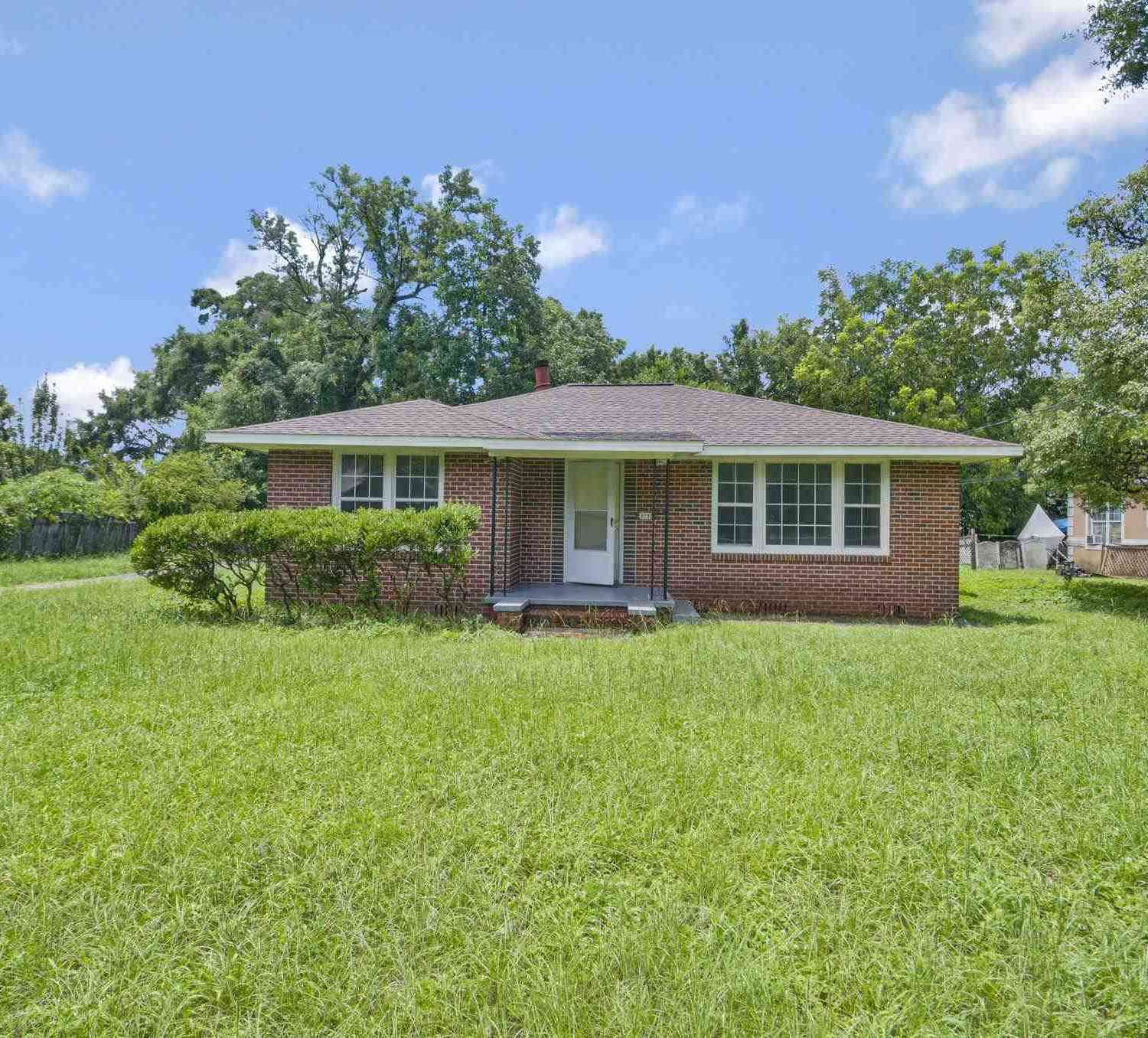 Multifamily For Sale - 3031 W Jackson St<br/> Pensacola, FL 32505