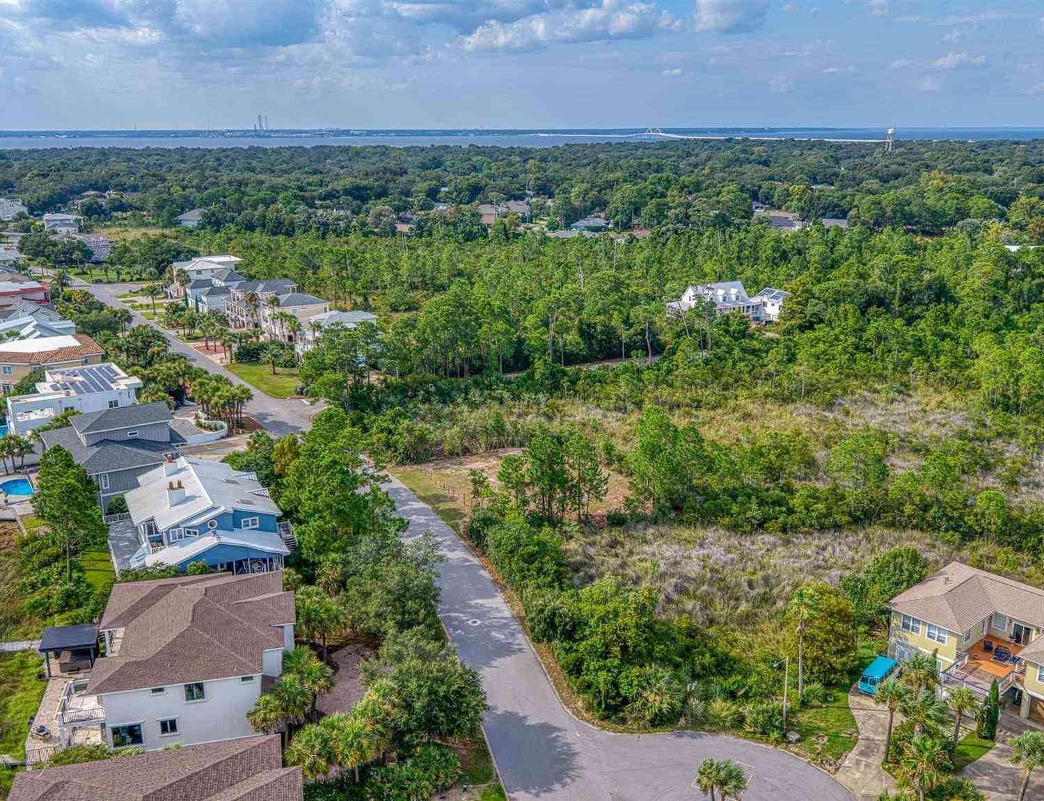 Vacant Land For Sale - 00 Deer Point Dr<br/> Gulf Breeze, FL 32561
