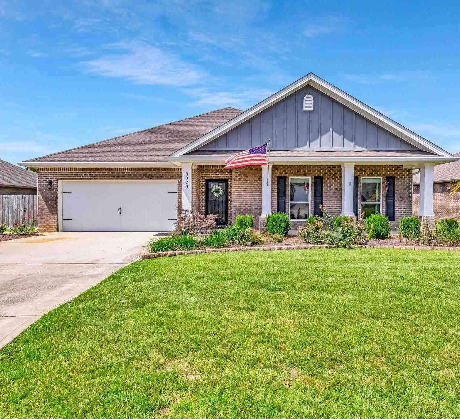 Homes For Sale - 8020 Stream Ridge Rd<br/> Pensacola, FL 32526