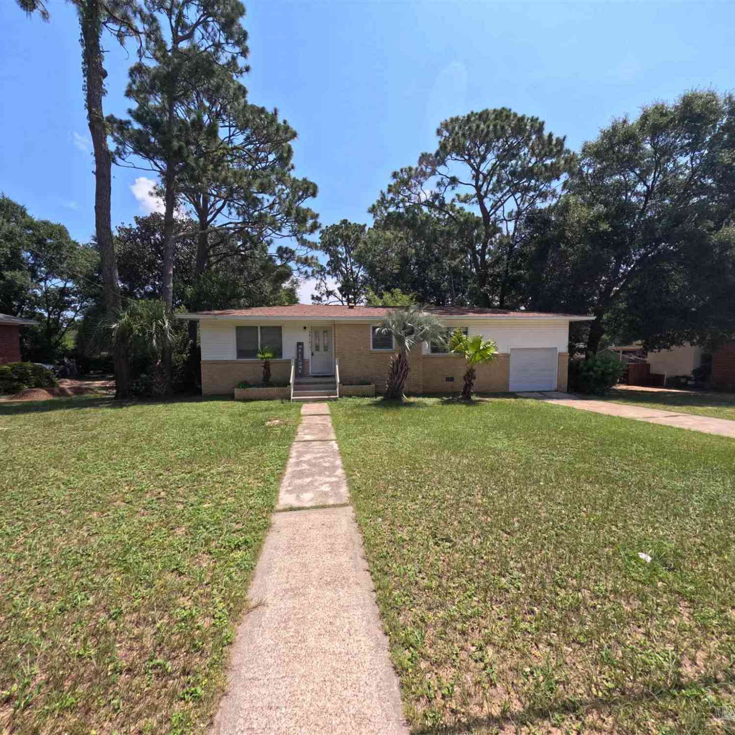 Homes For Rent - 3814 Gerhardt Dr<br/> Pensacola, FL 32503
