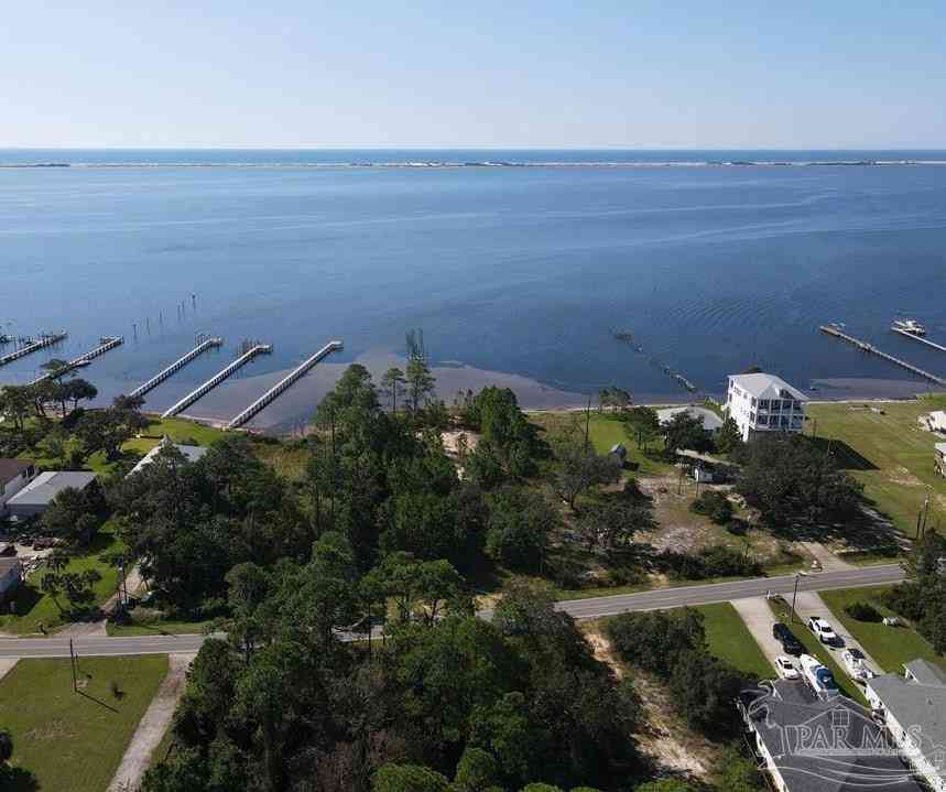 Vacant Land For Sale - LOT 6 Soundside Dr<br/> Gulf Breeze, FL 32563