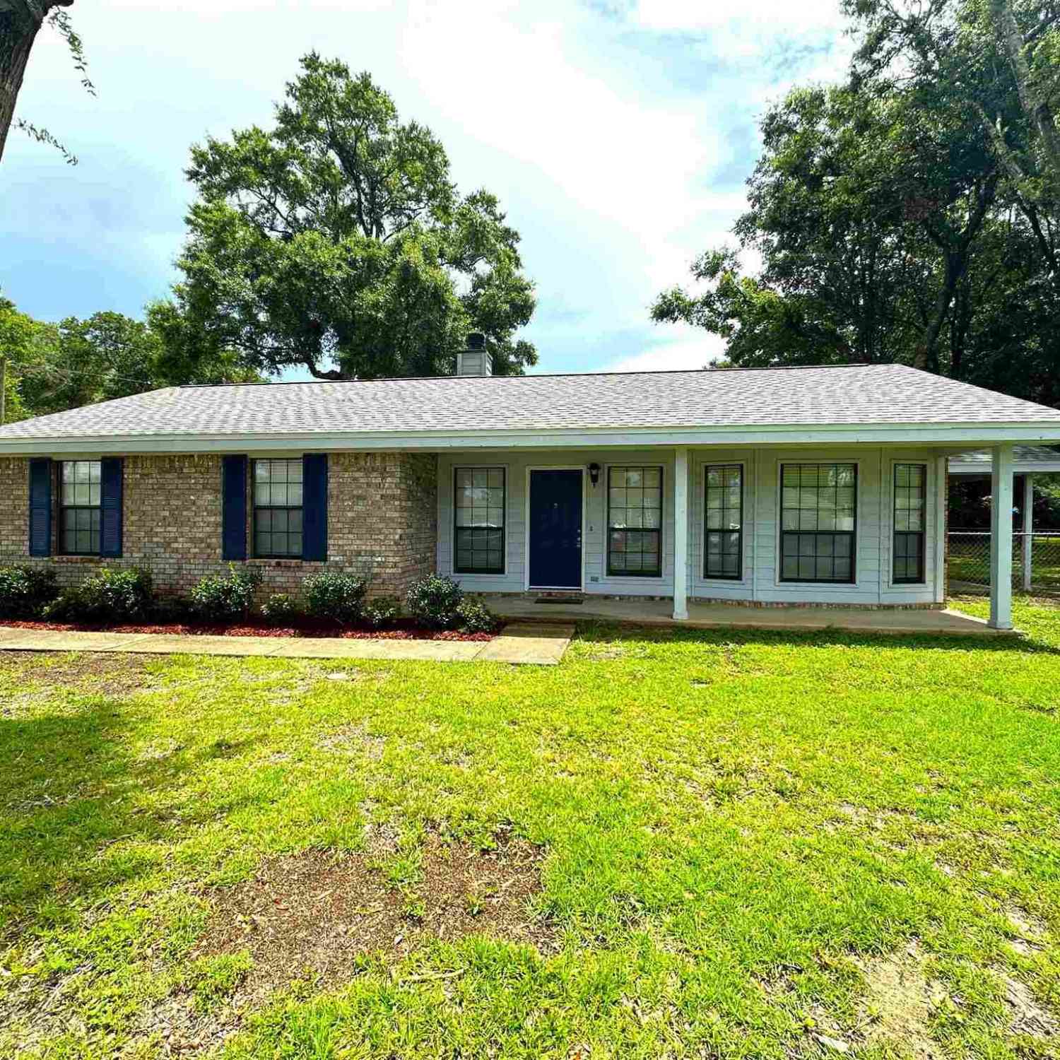 Homes For Rent - 10150 Candlestick Ln<br/> Pensacola, FL 32514