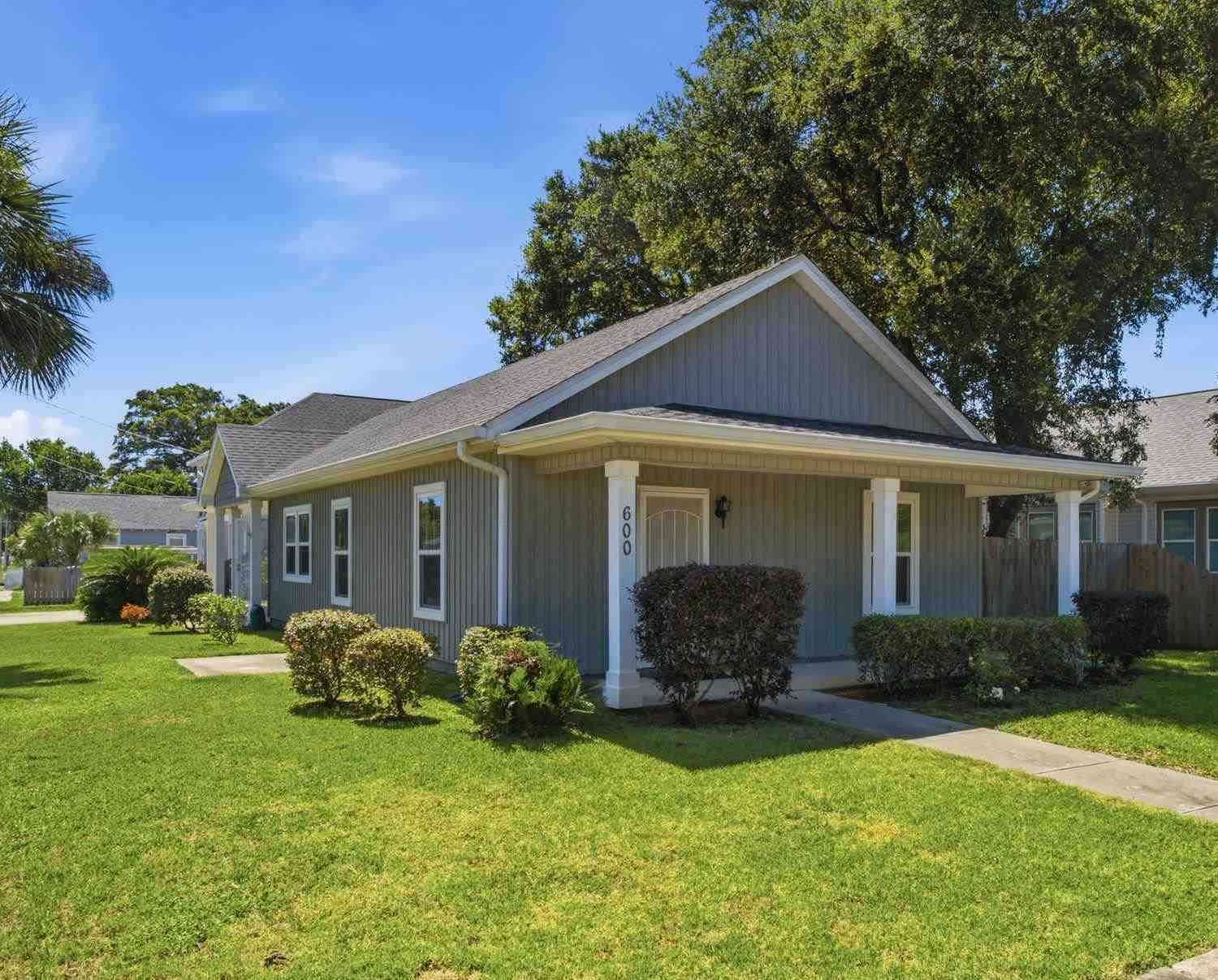 Homes For Sale - 600 S F St<br/> Pensacola, FL 32502