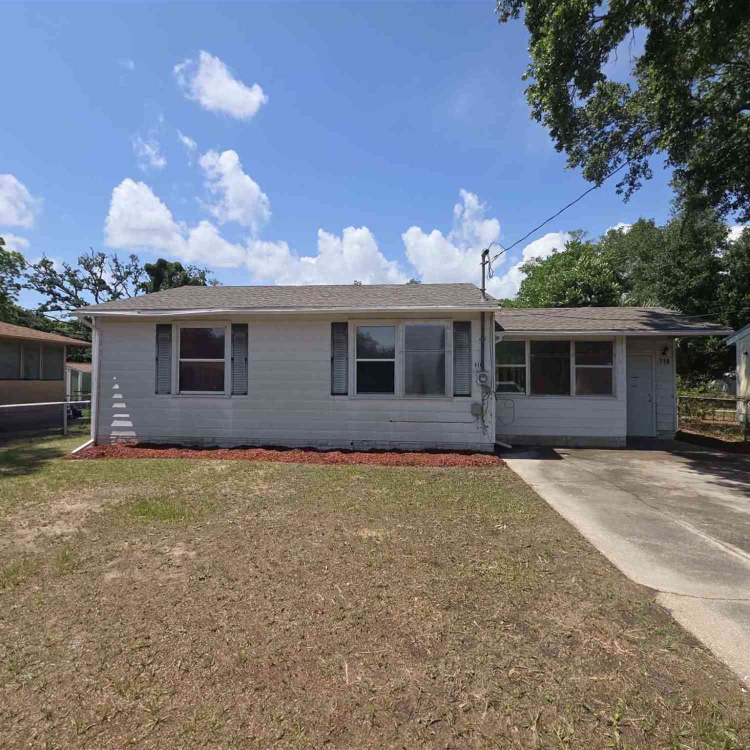 Homes For Sale - 110 Frisco Rd<br/> Pensacola, FL 32507