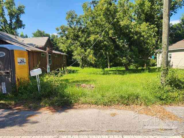 Vacant Land For Sale - 1400 W Jackson St<br/> Pensacola, FL 32501