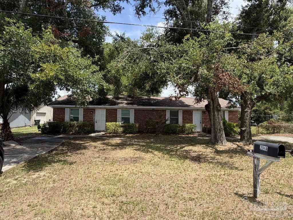 Homes For Rent - 204 Brandywine Rd #A<br/> Pensacola, FL 32507