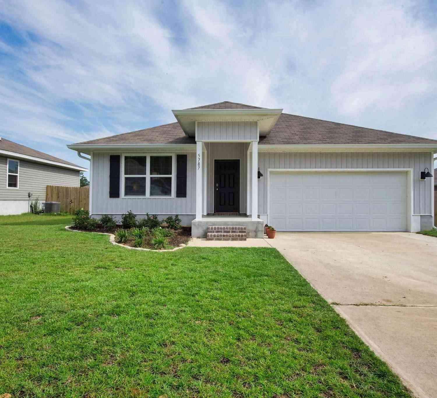 Homes For Rent - 5787 Belmont Stakes Rd<br/> Pensacola, FL 32526