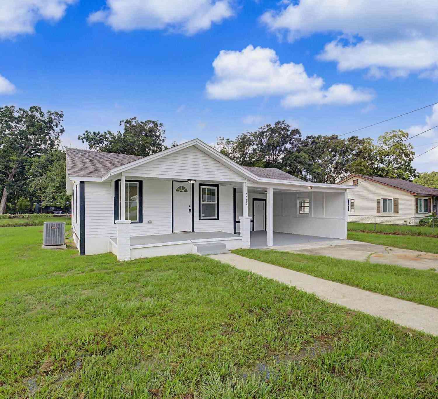 Homes For Sale - 1119 Muscogee Rd<br/> Cantonment, FL 32526