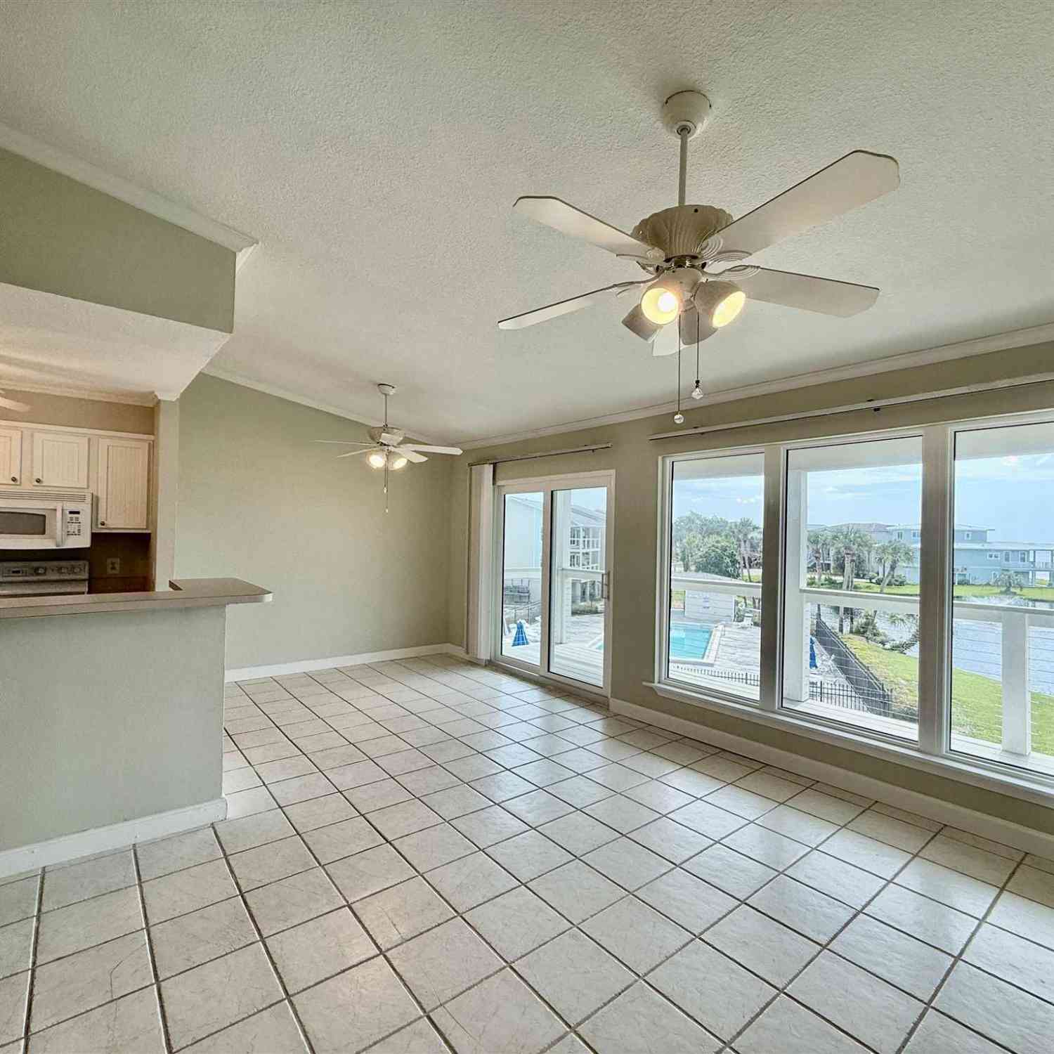 Homes For Rent - 200 Pensacola Beach Rd<br/> Gulf Breeze, FL 32561
