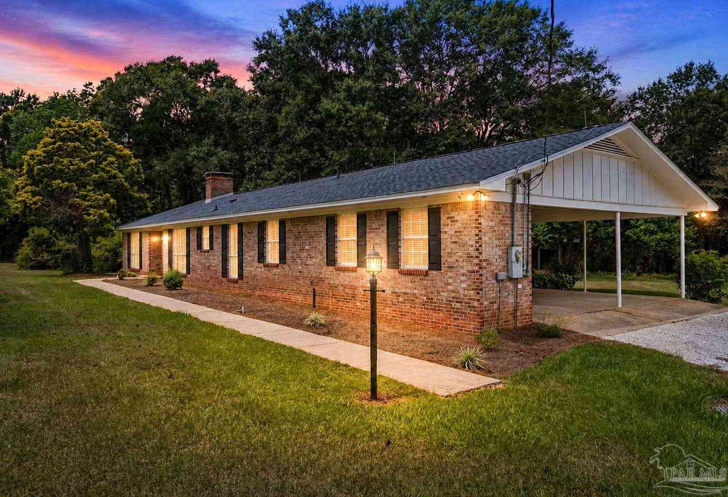 Homes For Sale - 3401 Robinsonville Rd<br/> Atmore, AL 36502