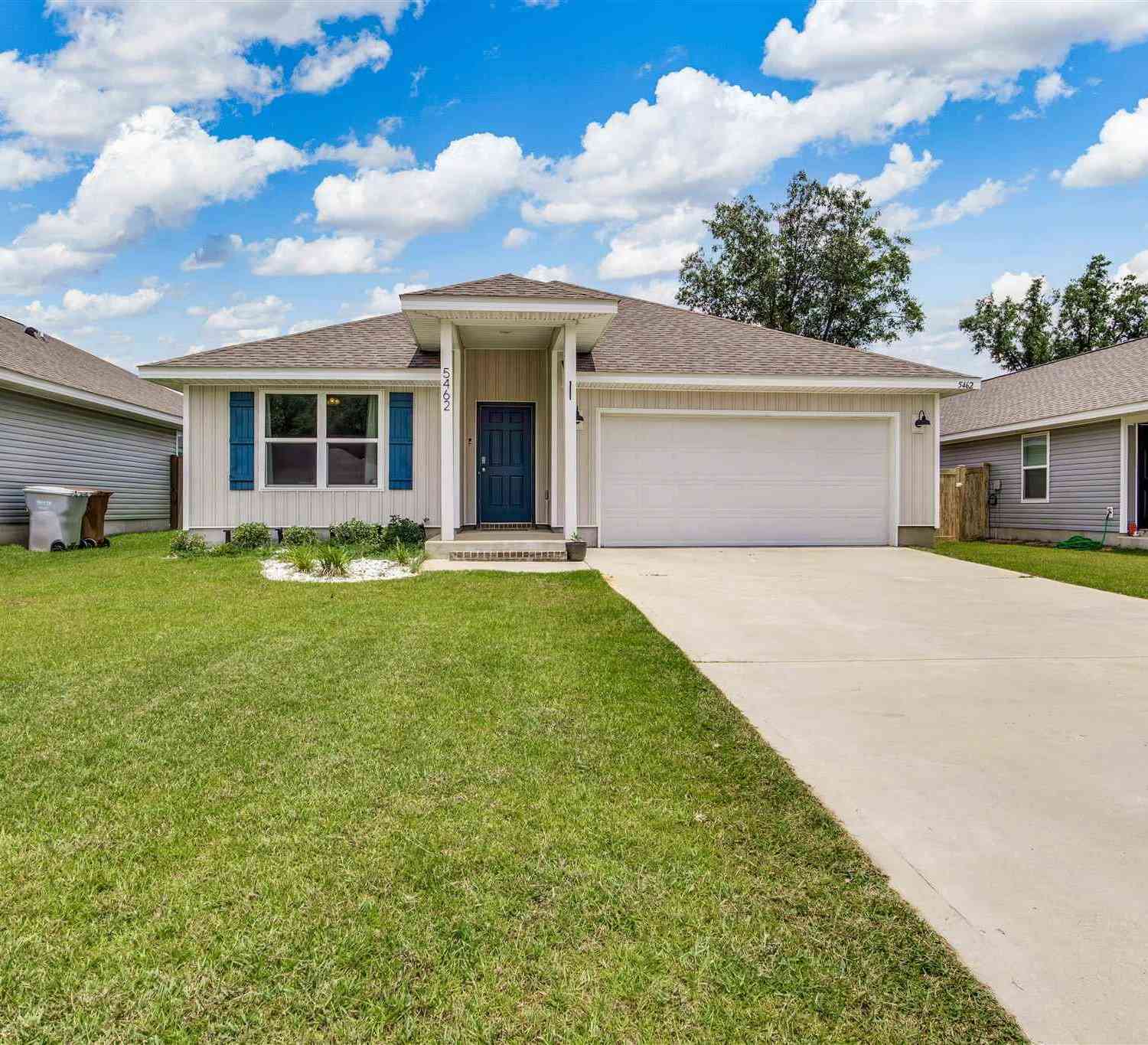 Homes For Rent - 5462 Peach Dr<br/> Santa Rosa County, Milton, FL 32571