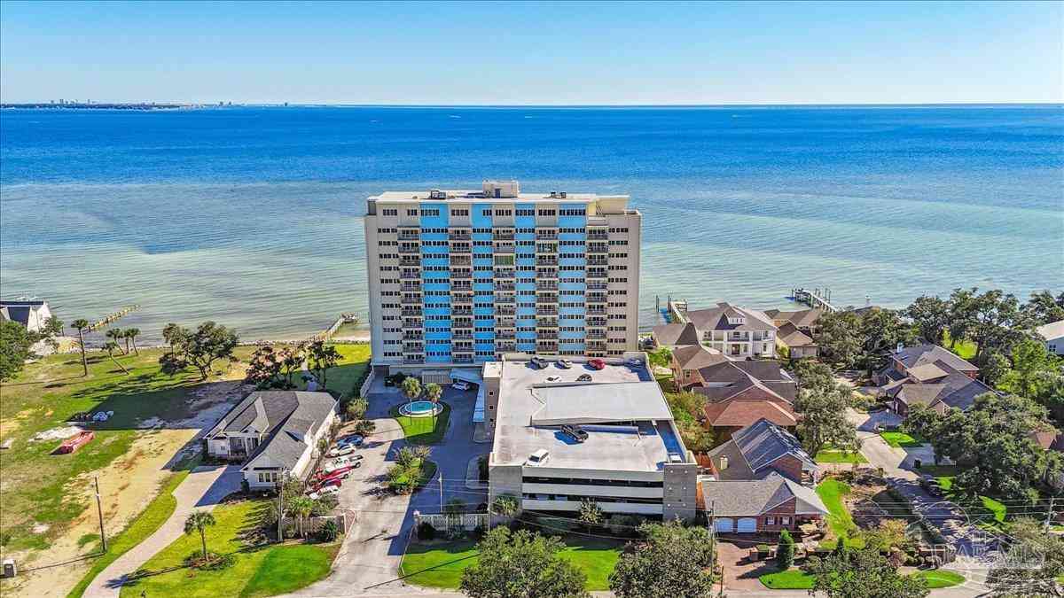 Homes For Sale - 825 Bayshore Pkwy #203<br/> Pensacola, FL 32507