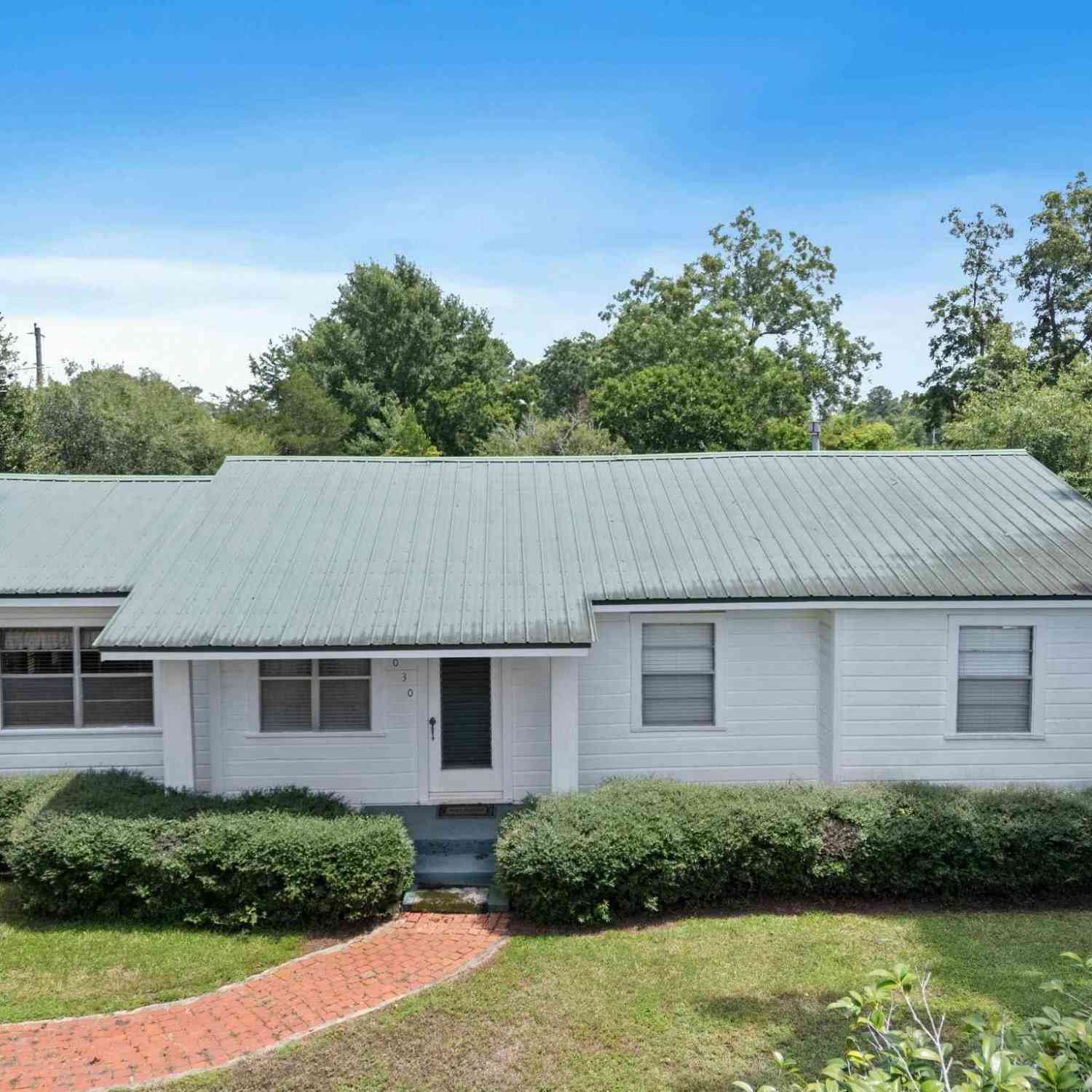 Homes For Sale - 6030 Hwy 99<br/> Century, FL 32535
