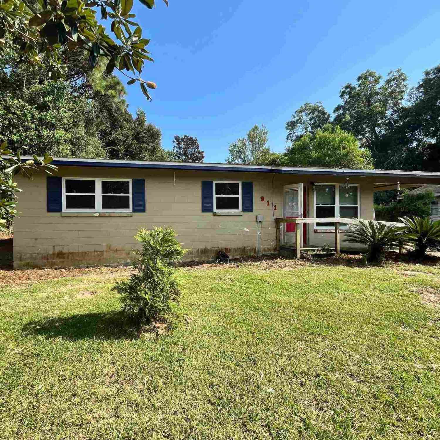 Homes For Sale - 911 Twinbrook Ave<br/> Pensacola, FL 32505