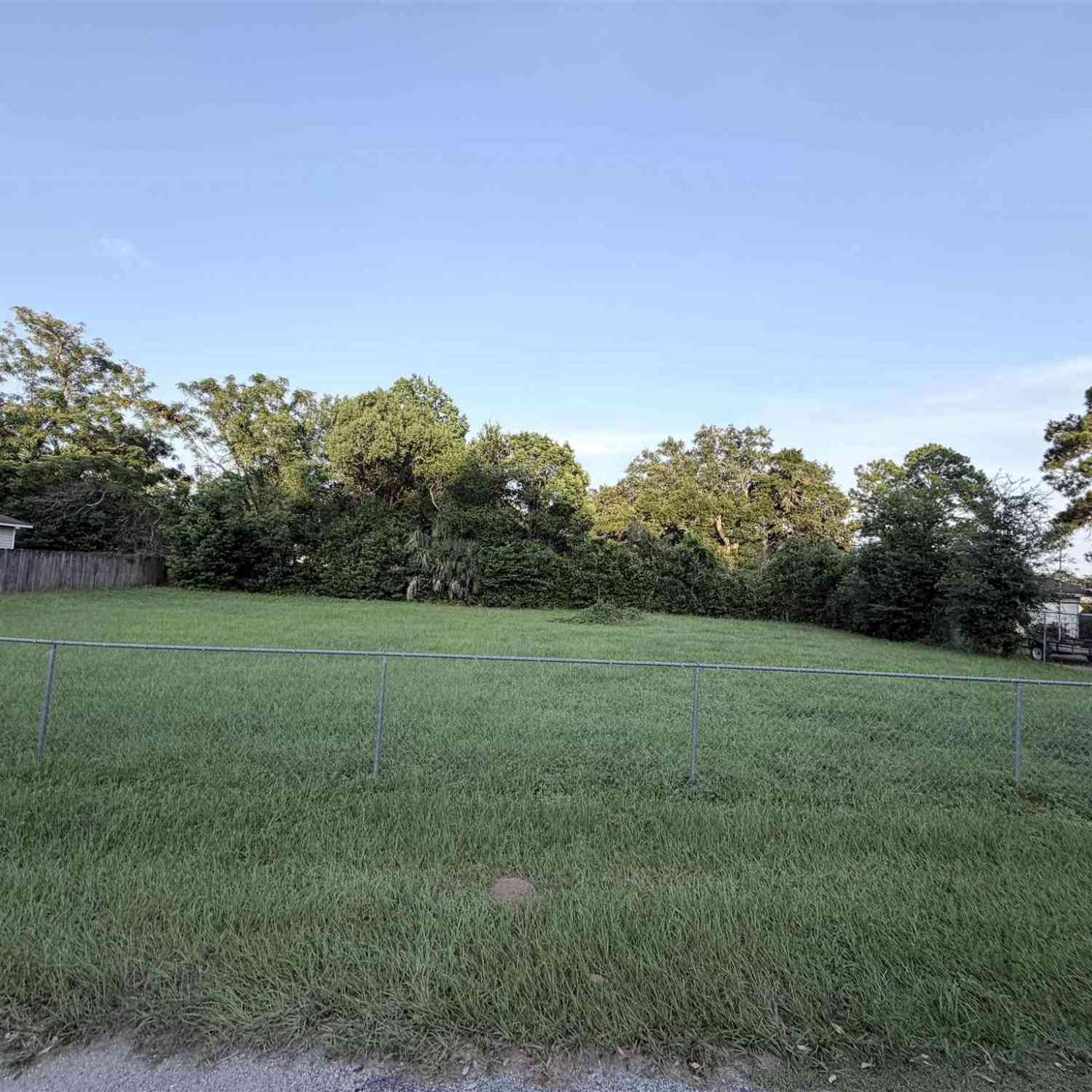 Vacant Land For Sale - 2540 N Z St<br/> Pensacola, FL 32505
