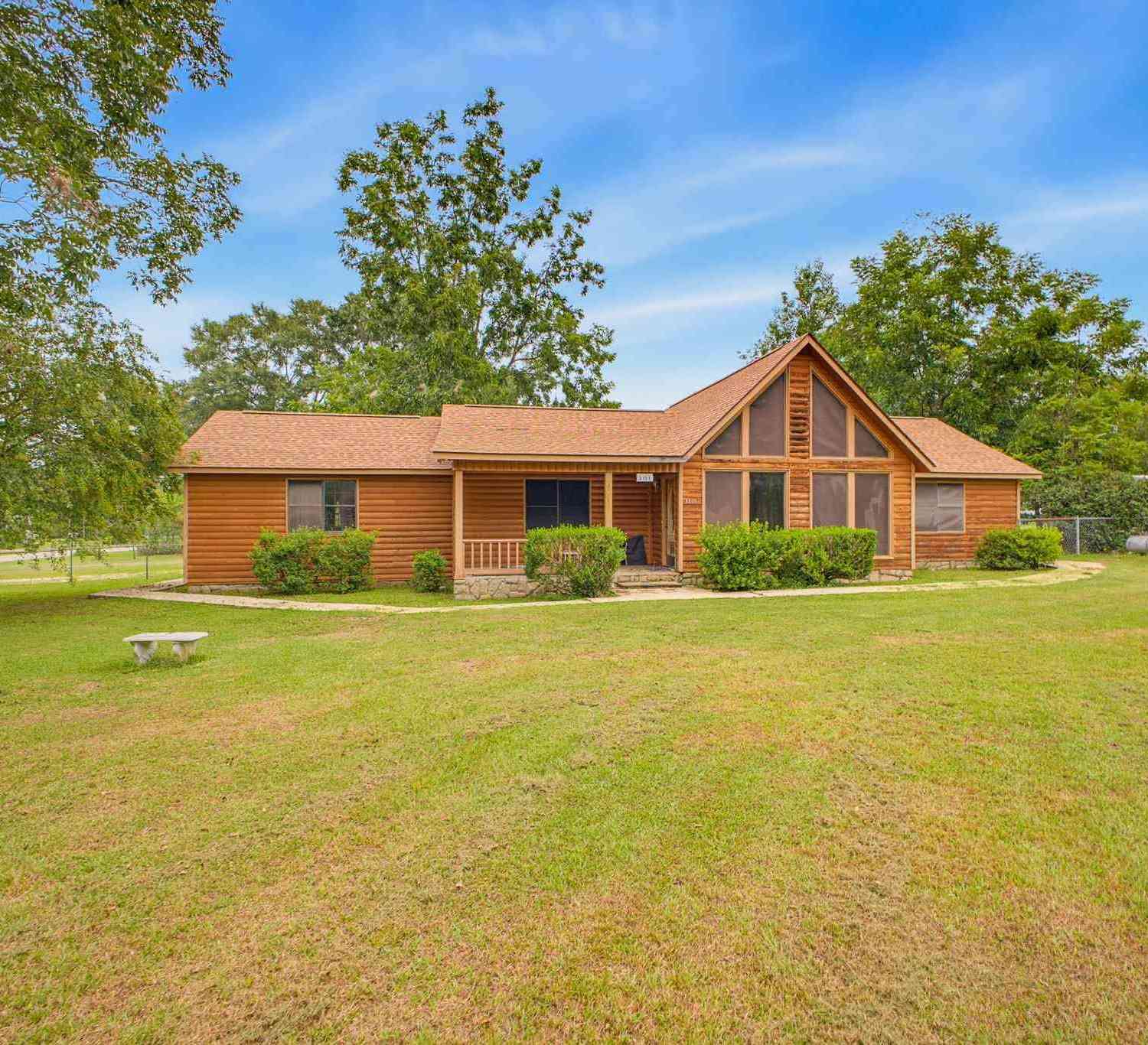 Homes For Sale - 3131 Old Atmore Rd<br/> Flomaton, AL 36441